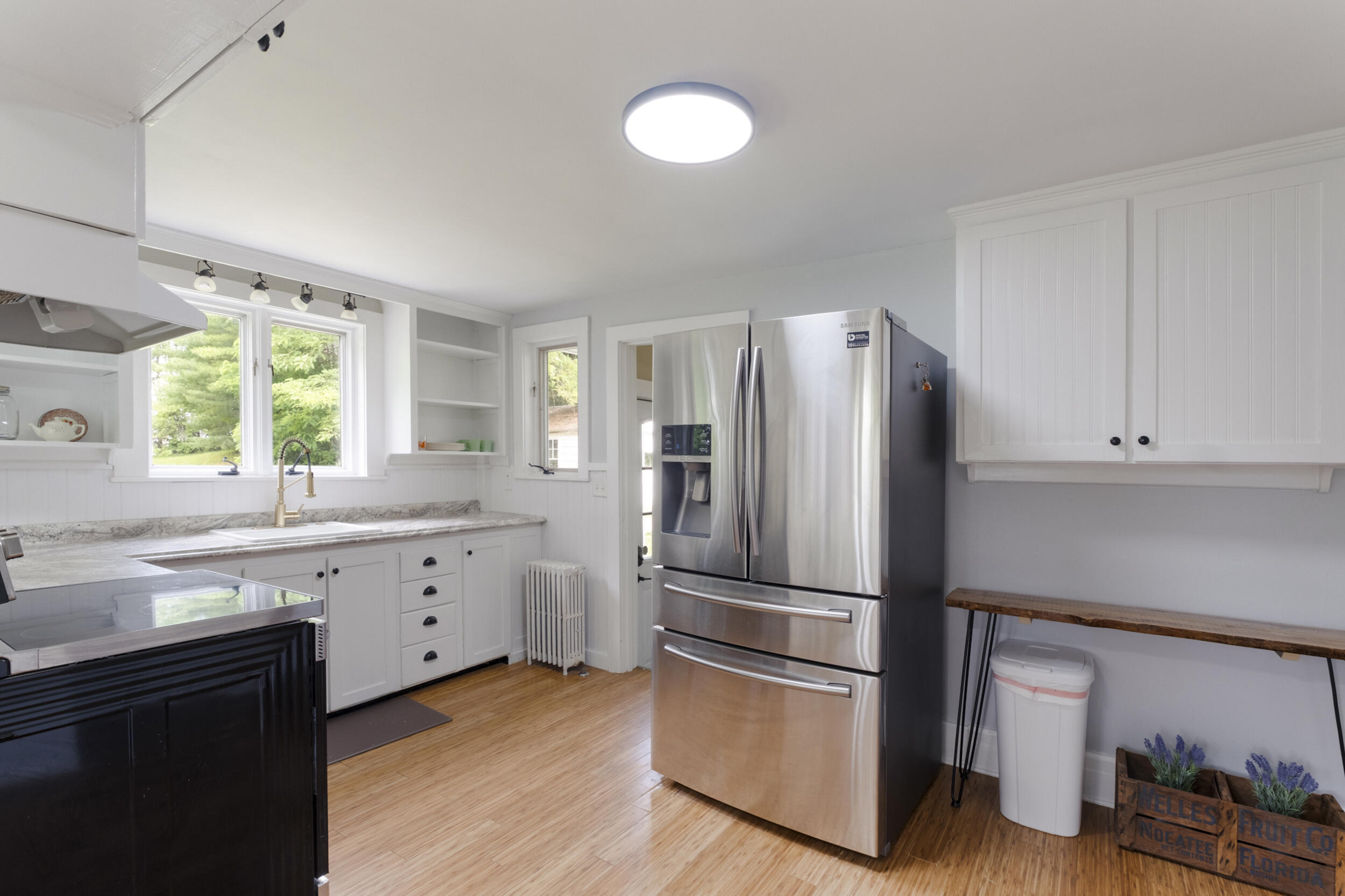 10 Blaine Avenue Property Photo 17