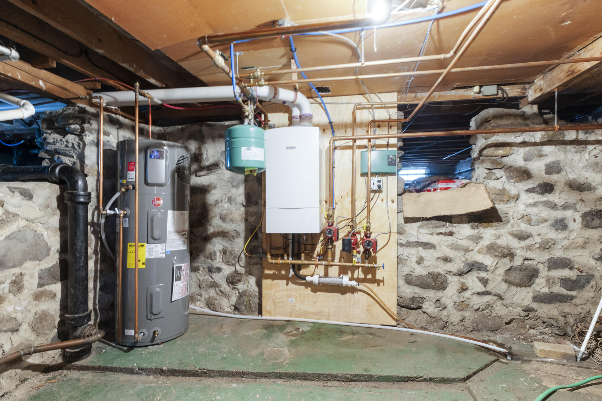 10 Blaine Avenue Property Photo 34