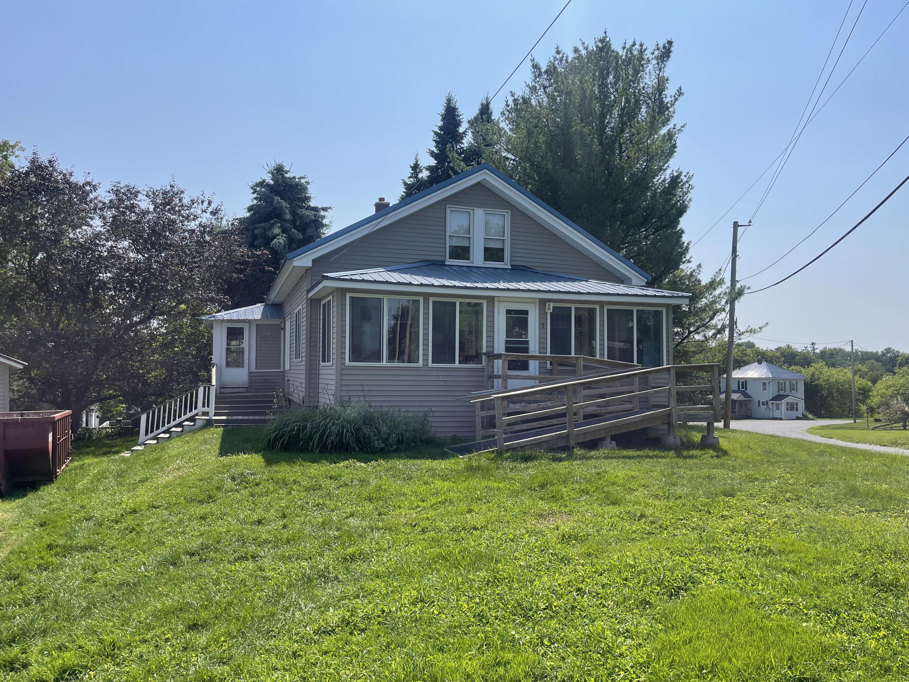 1 Elm Street Property Photo 1