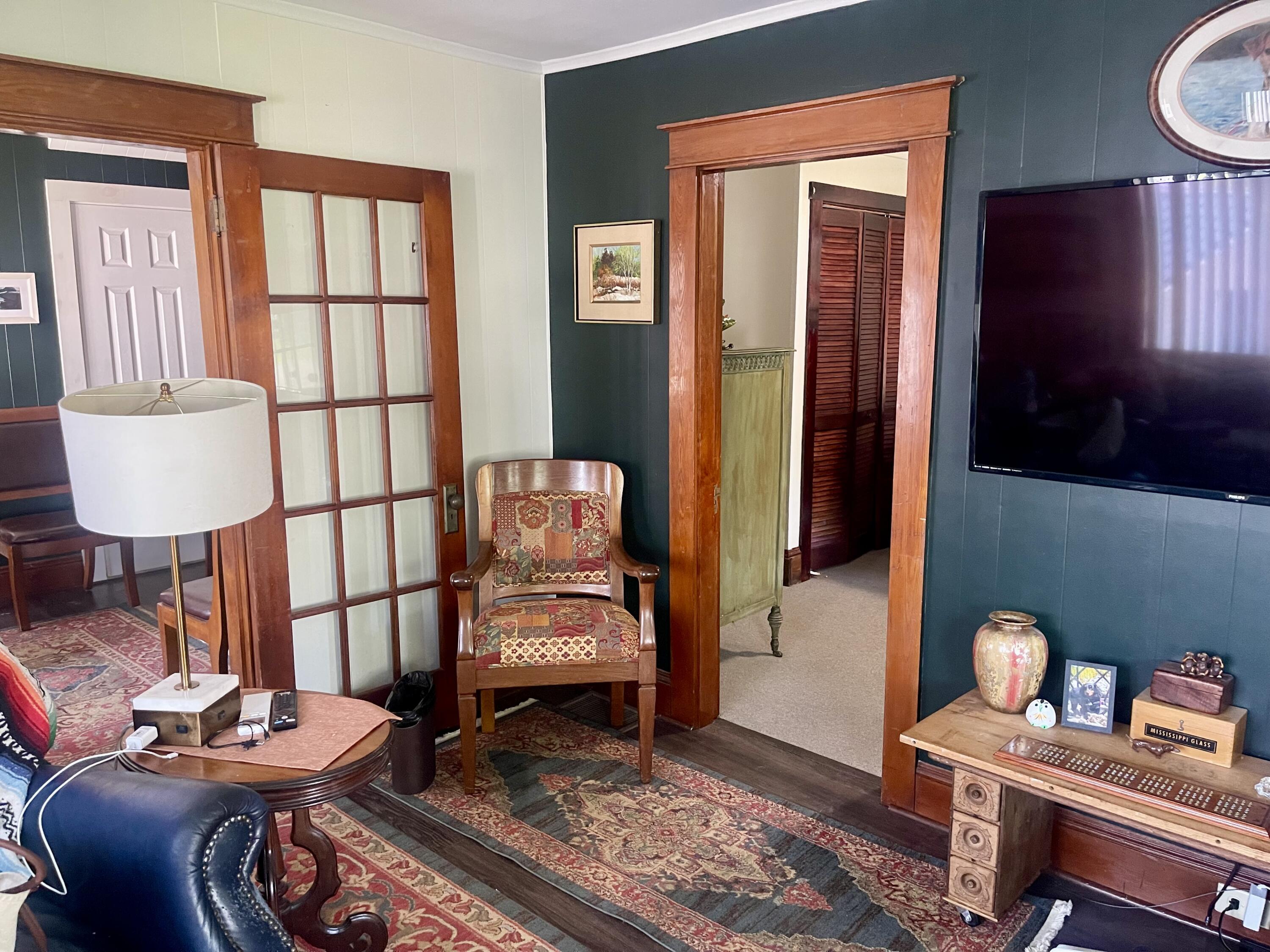 1 Elm Street Property Photo 13