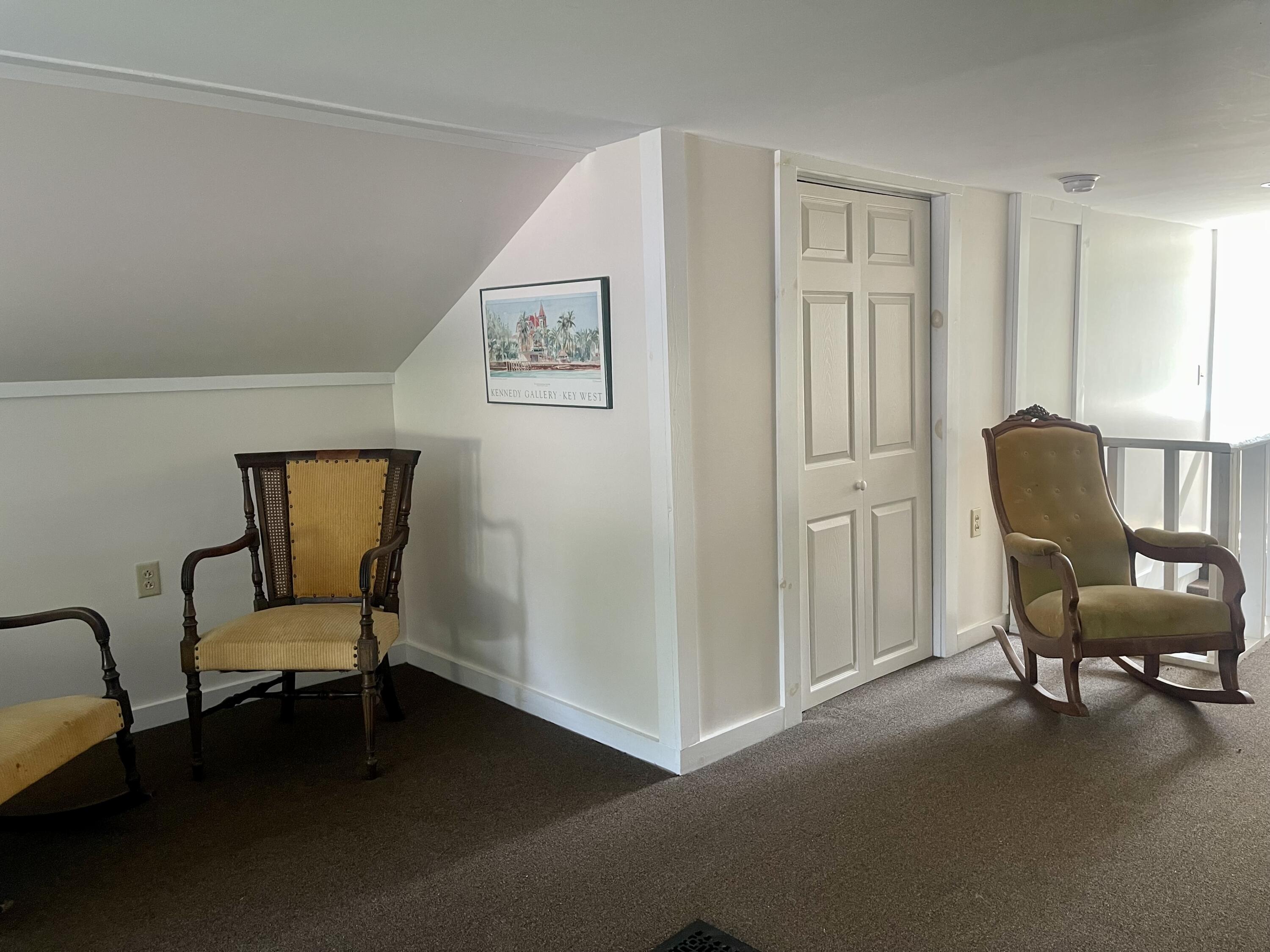 1 Elm Street Property Photo 28