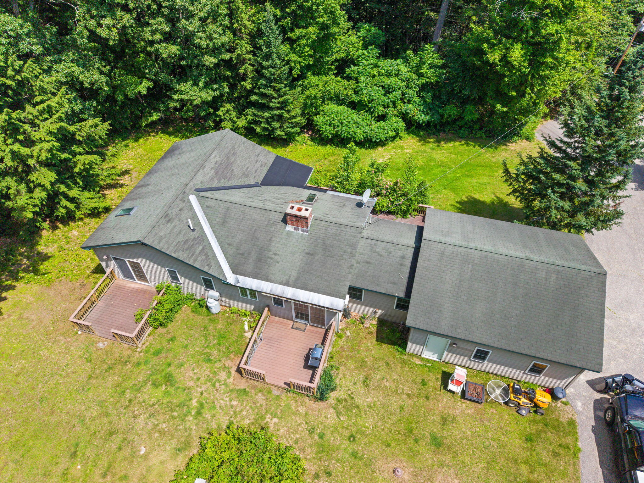 824 Meadow Road Property Photo 7