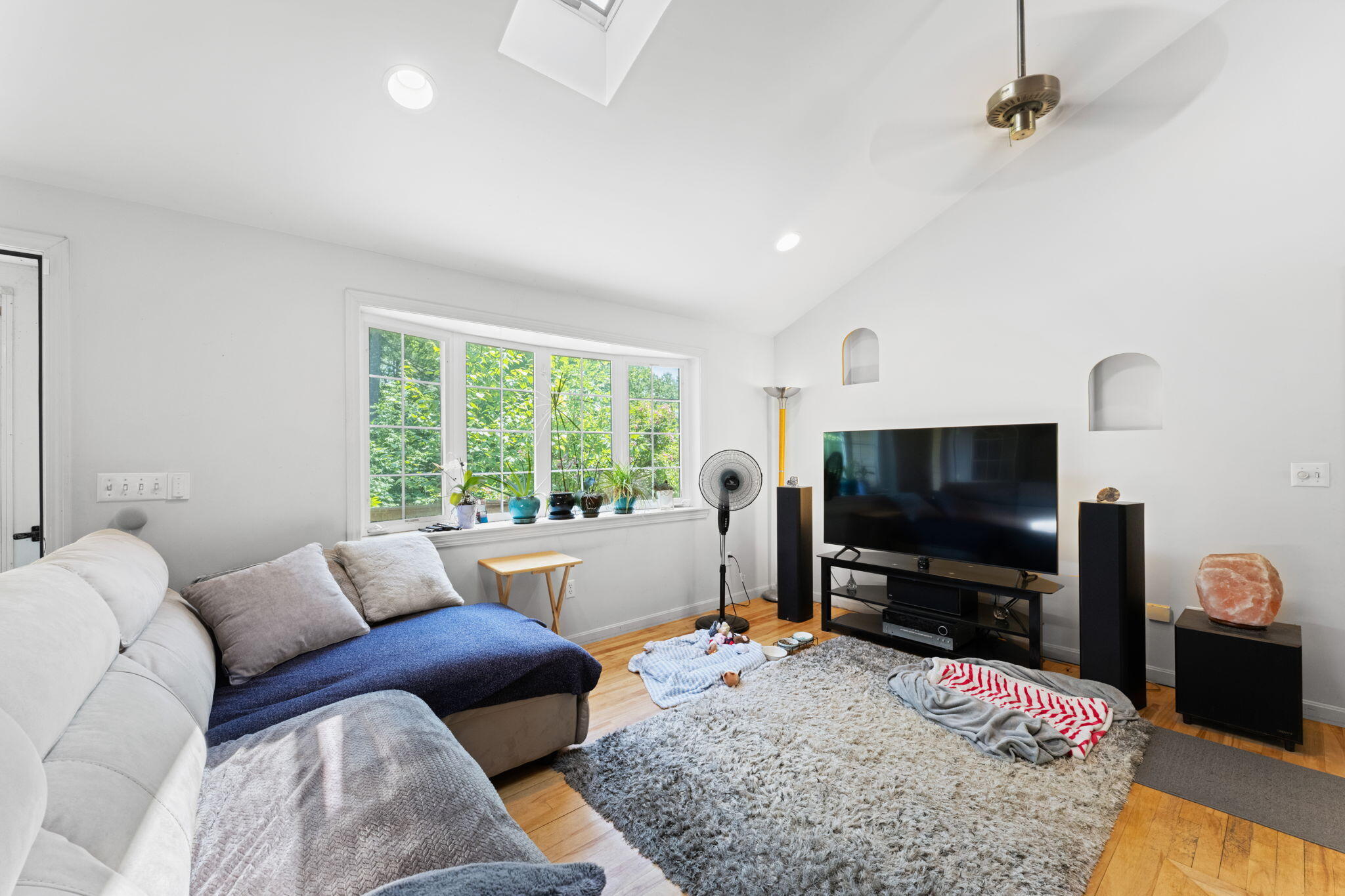824 Meadow Road Property Photo 11