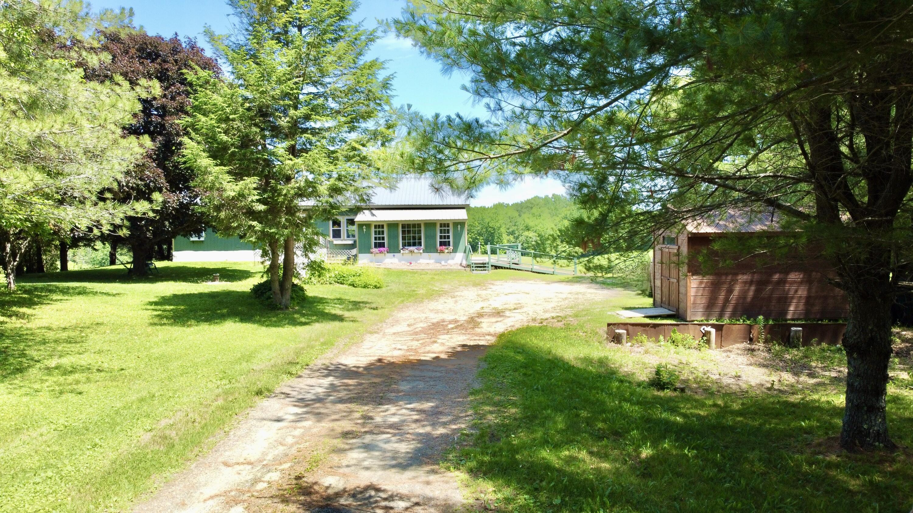 4 Brook Hill Drive Property Photo 3