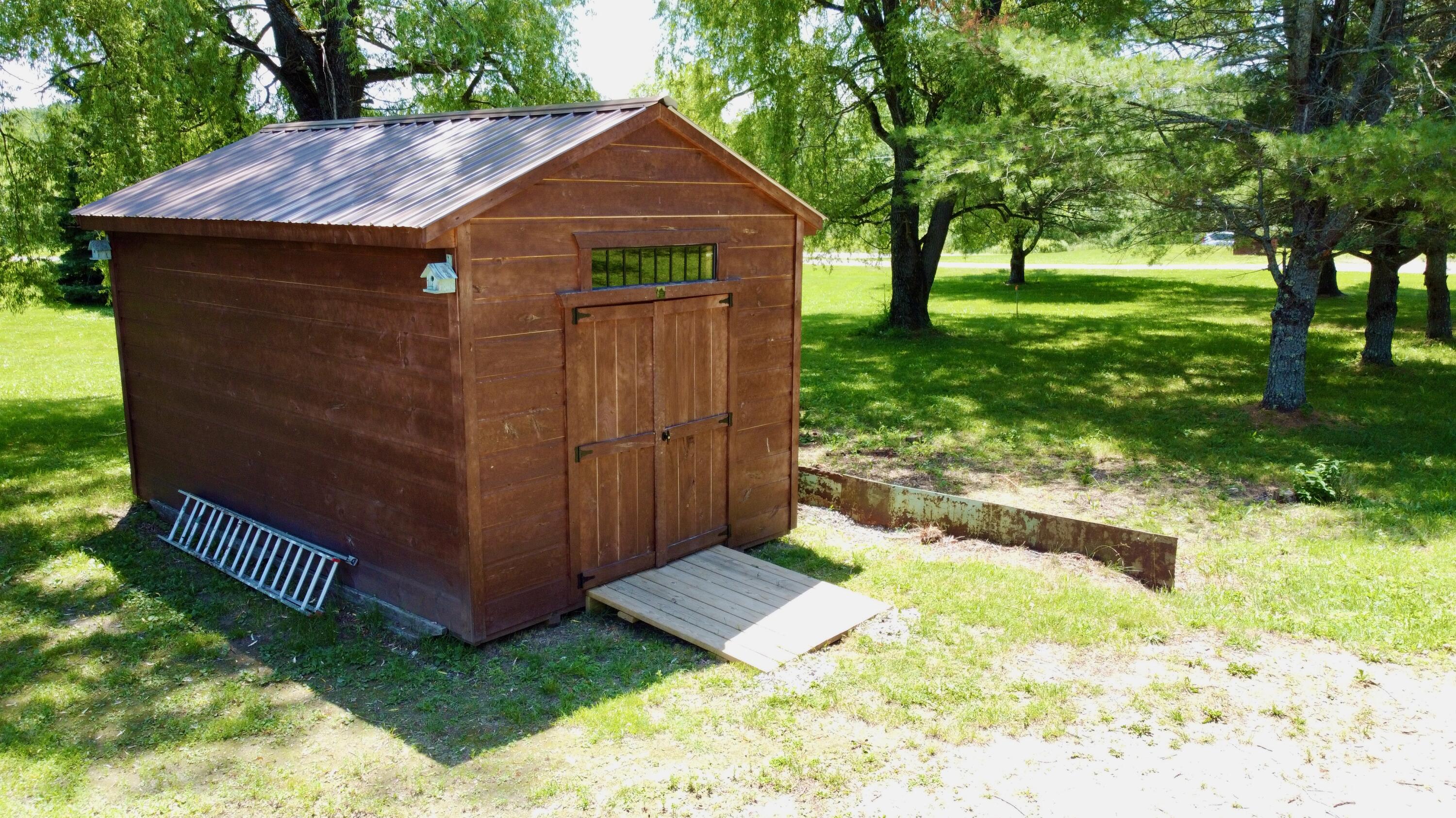 4 Brook Hill Drive Property Photo 4