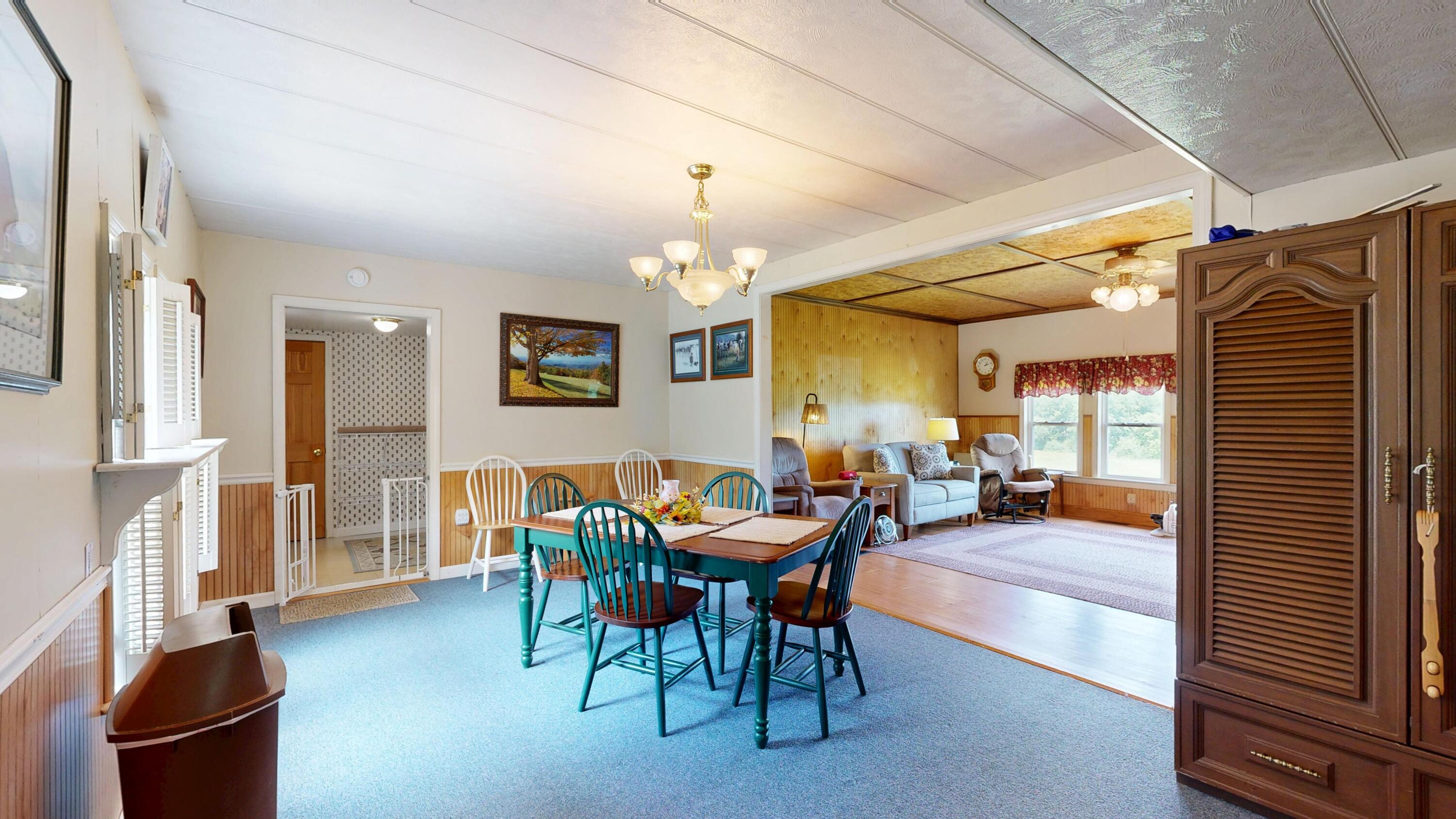 4 Brook Hill Drive Property Photo 6