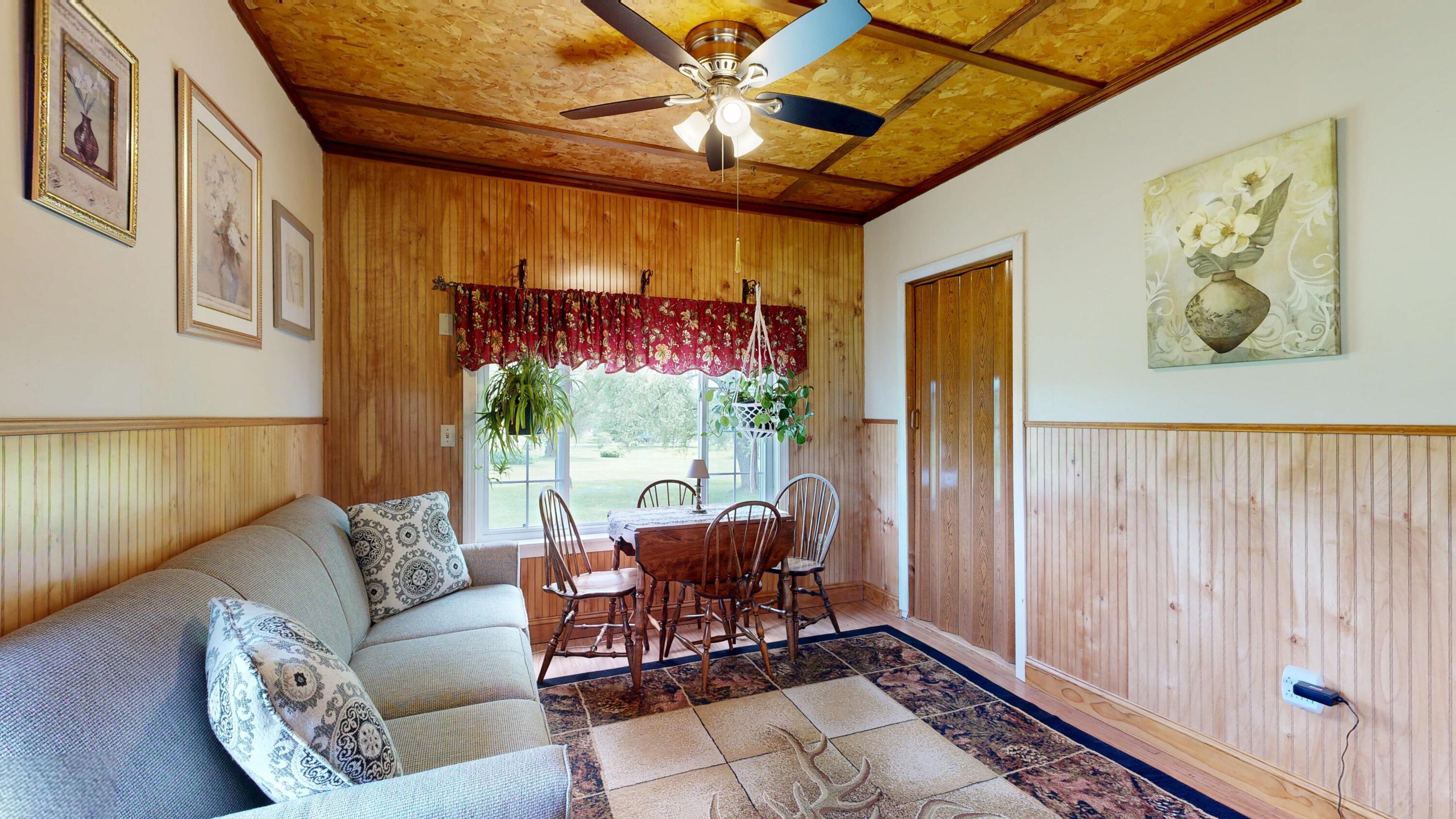 4 Brook Hill Drive Property Photo 13