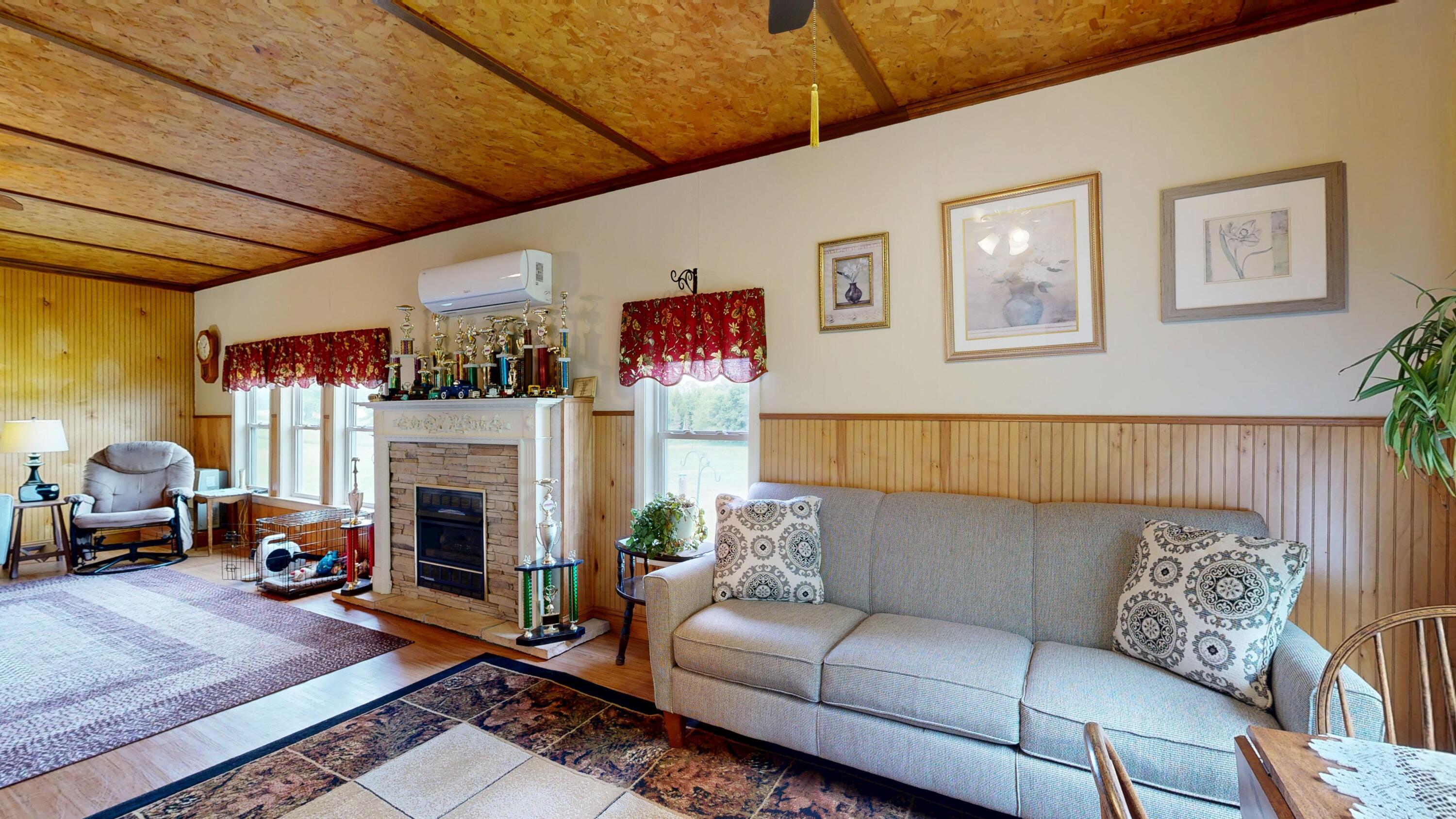 4 Brook Hill Drive Property Photo 14