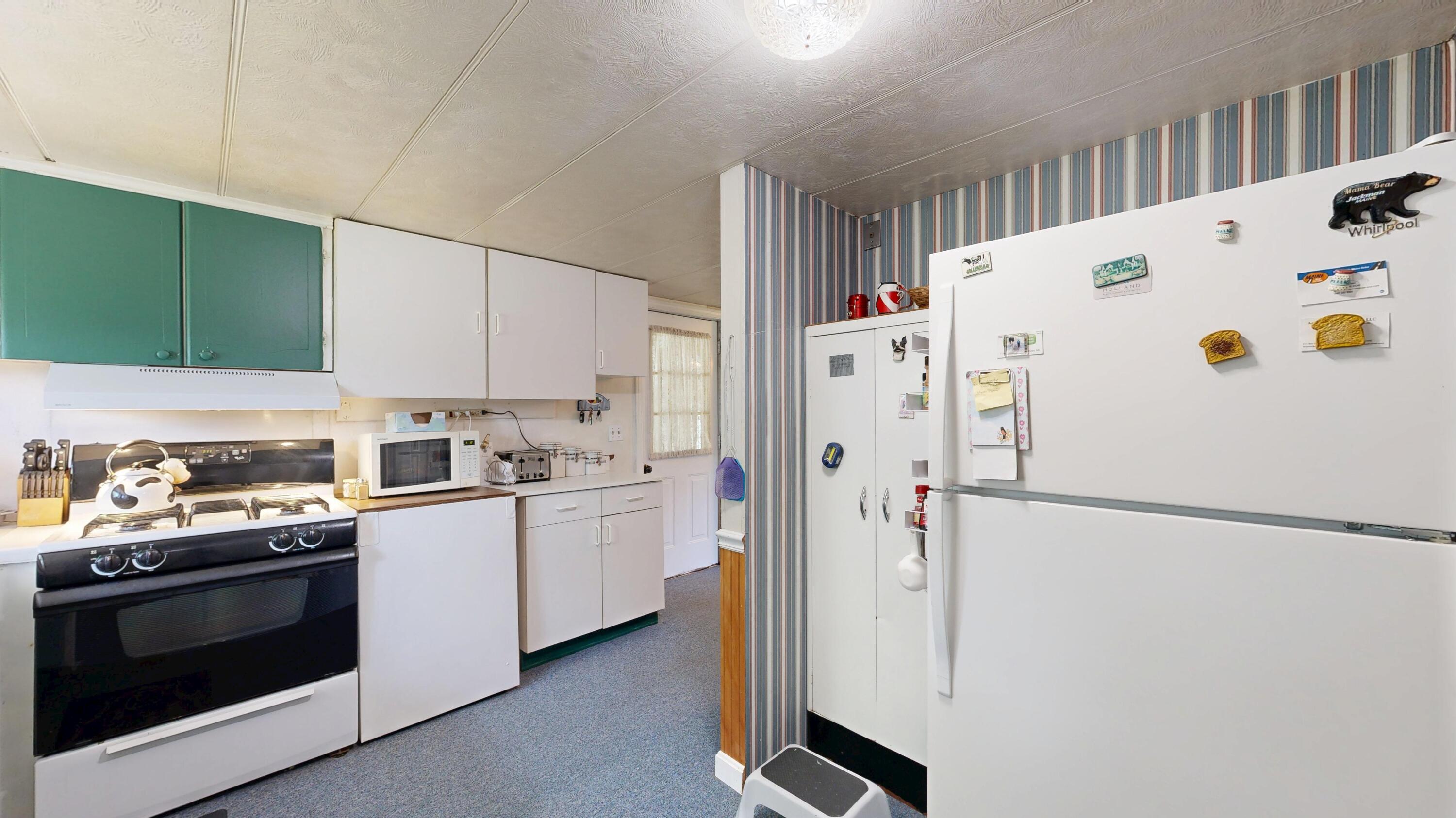 4 Brook Hill Drive Property Photo 17