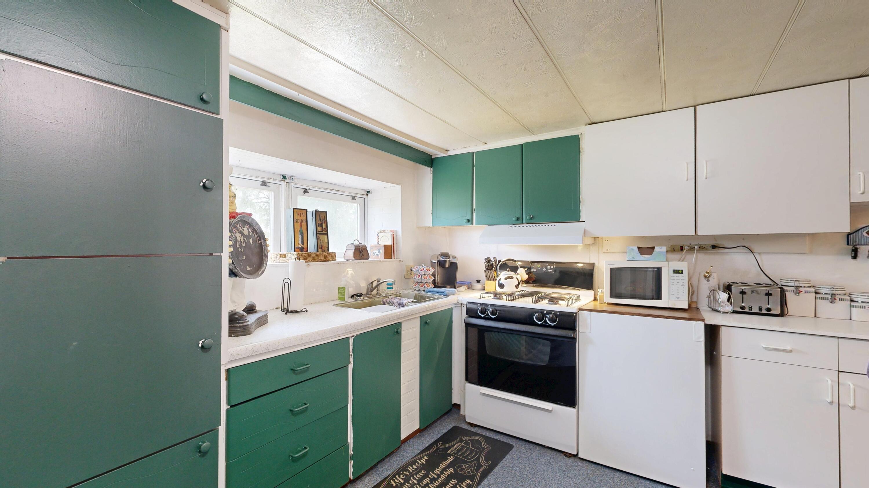 4 Brook Hill Drive Property Photo 19