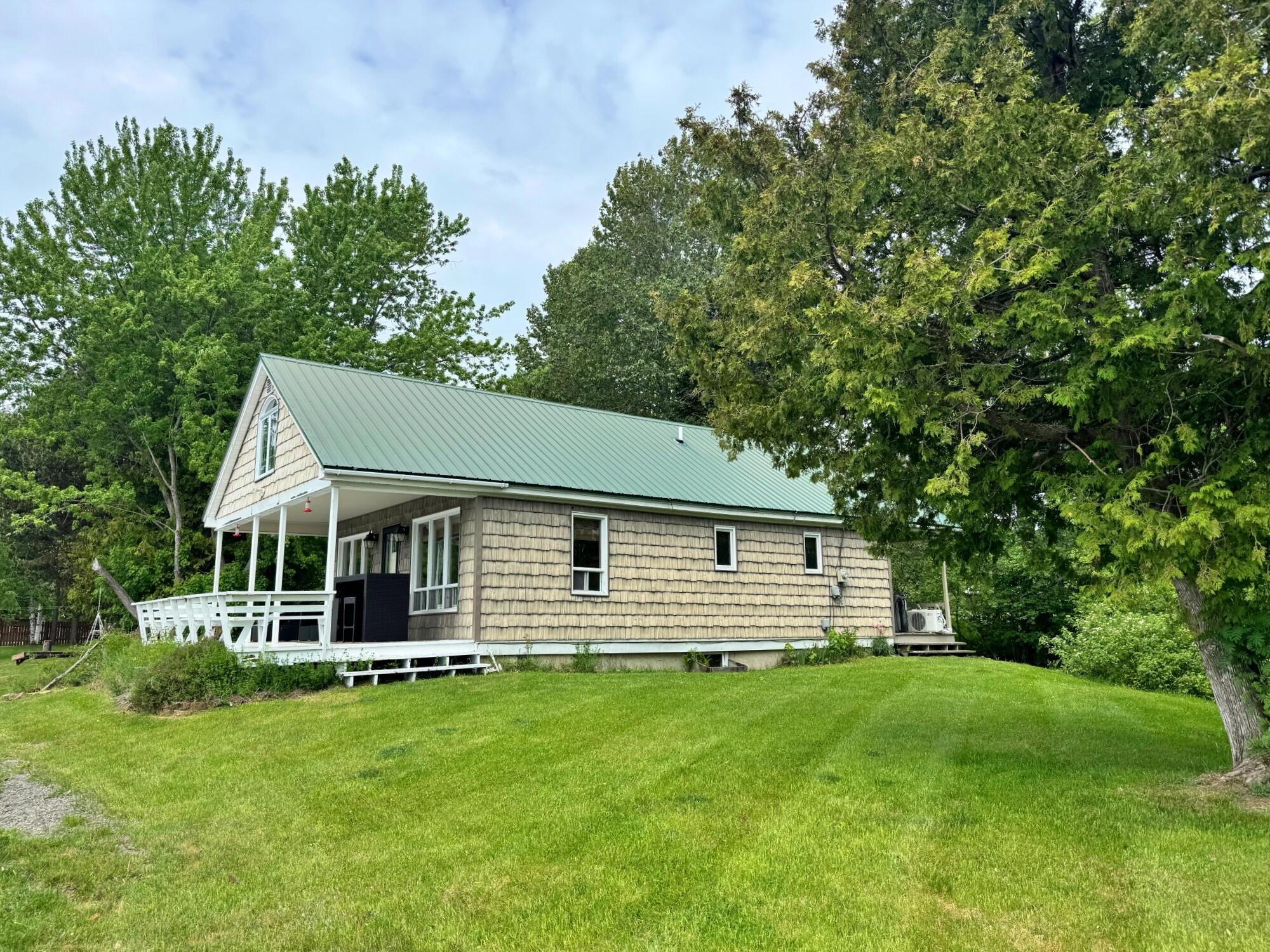 43 S Brook Lane Property Photo 15