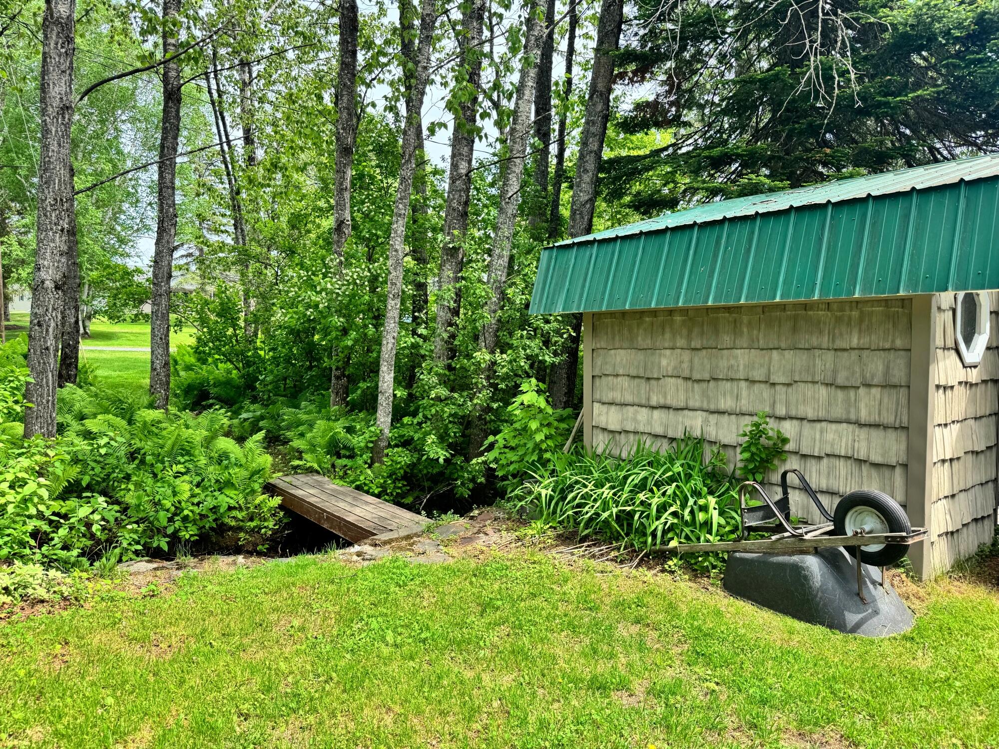 43 S Brook Lane Property Photo 17