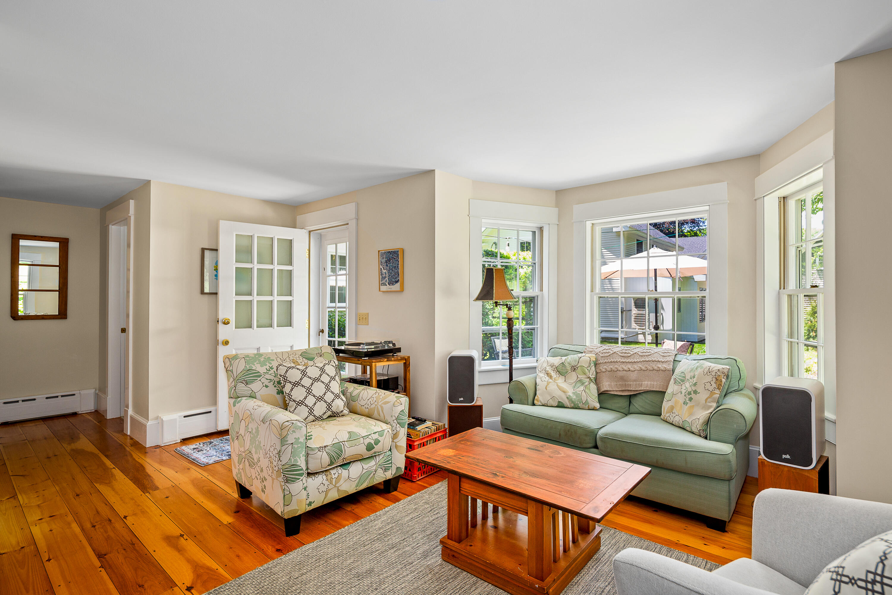 125 Russell Avenue Property Photo 11