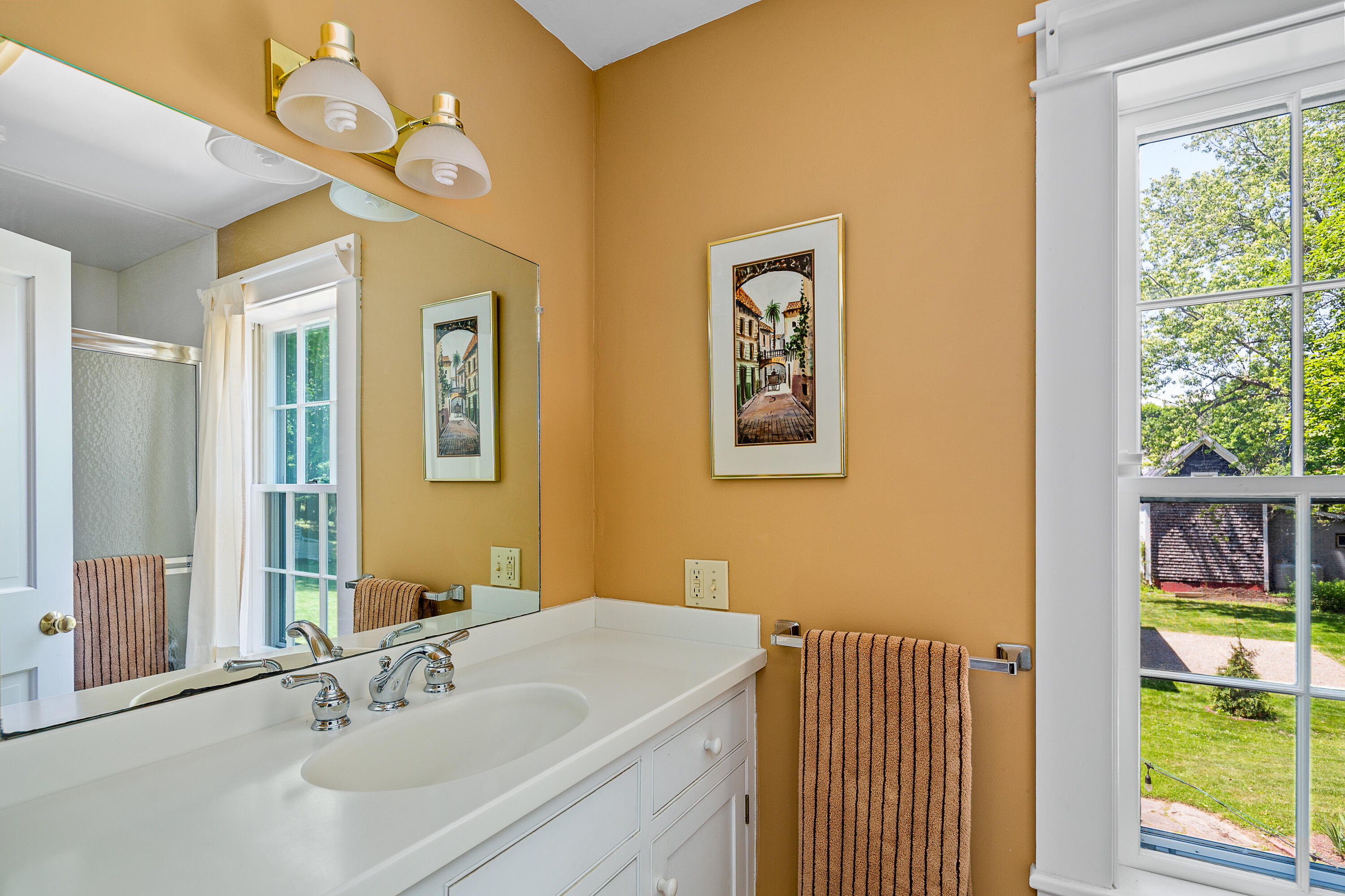 125 Russell Avenue Property Photo 21