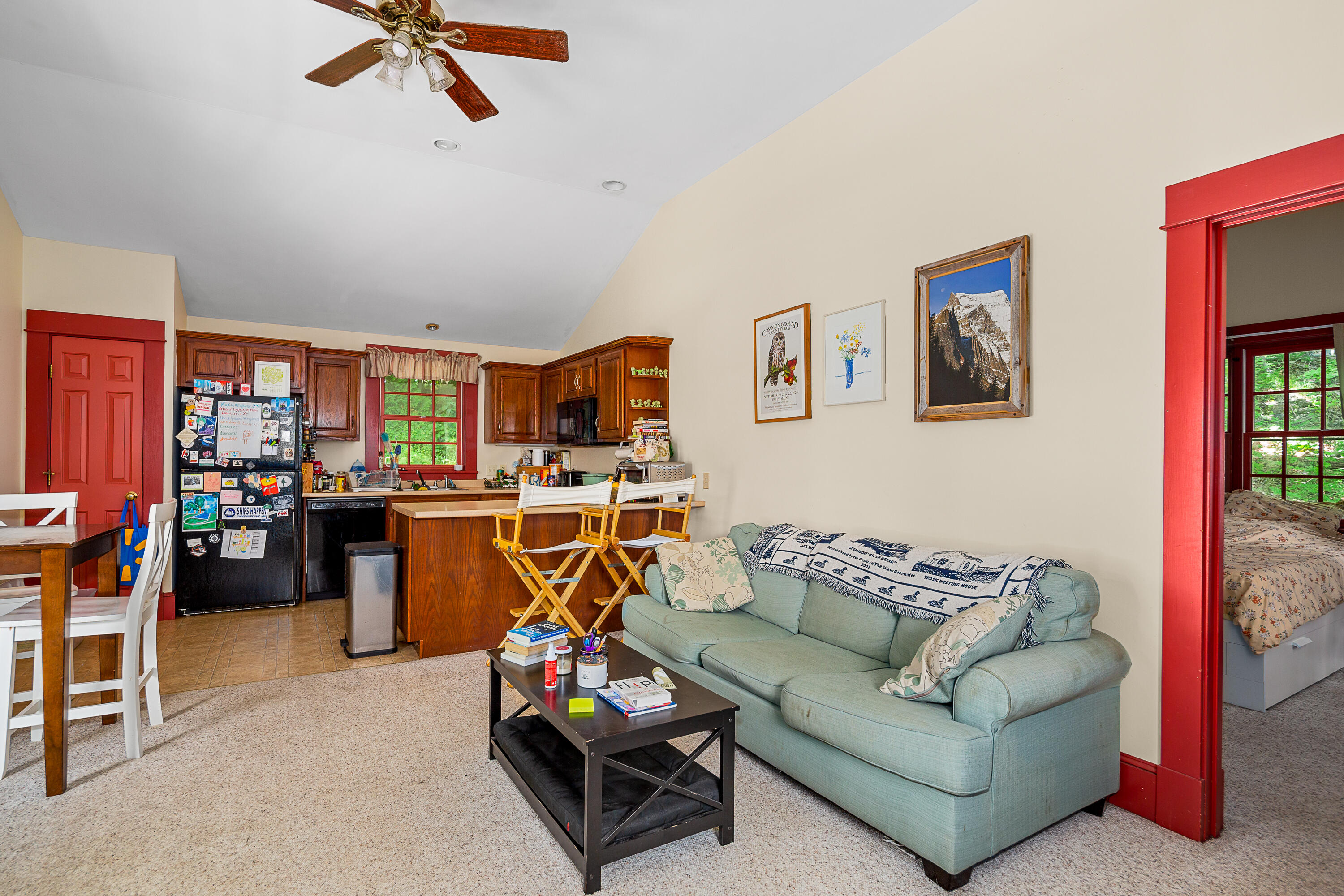 125 Russell Avenue Property Photo 35