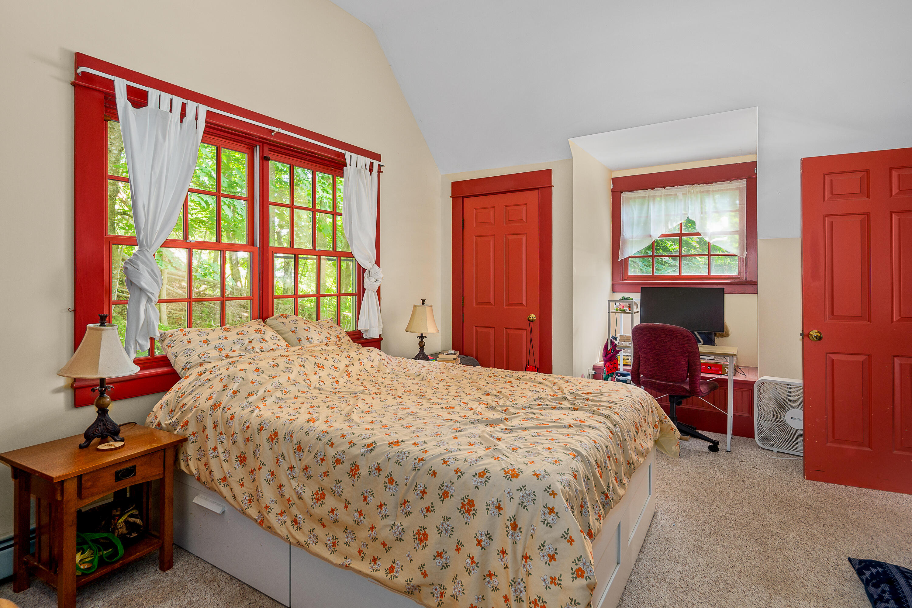 125 Russell Avenue Property Photo 36