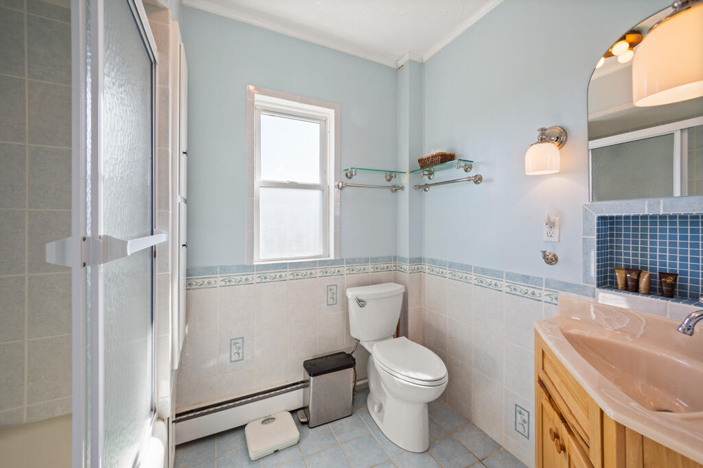 579 Main Street Property Photo 20