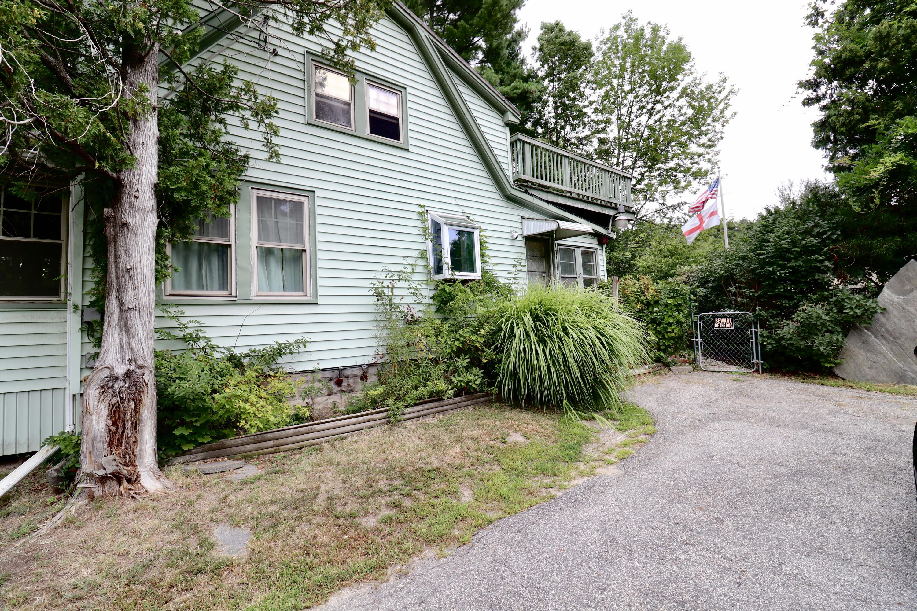 705 Riverside Street Property Photo 5
