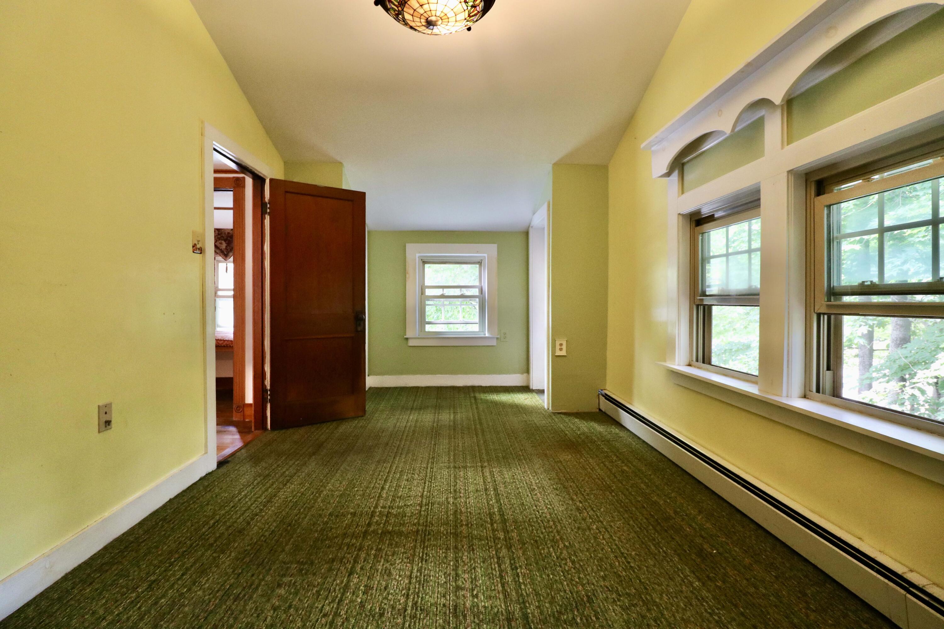 705 Riverside Street Property Photo 45