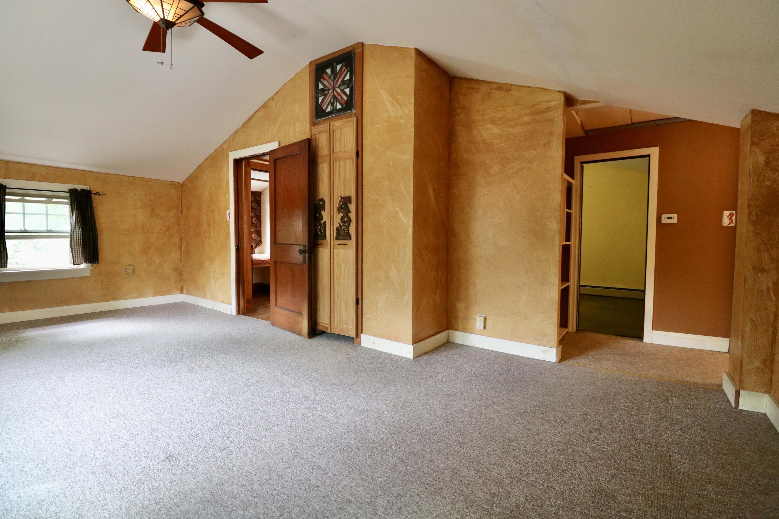 705 Riverside Street Property Photo 52
