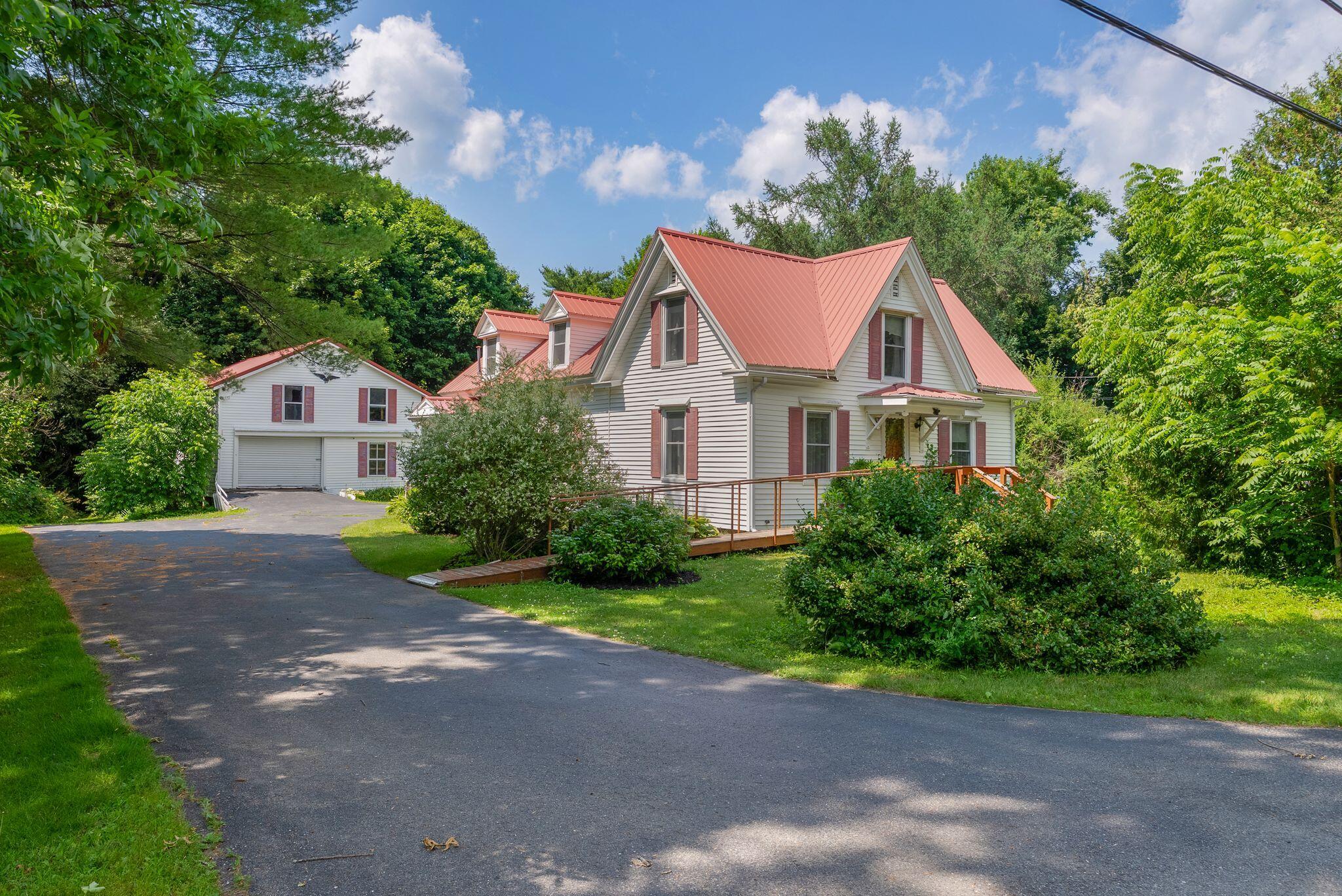 13 Smithtown Road Property Photo 1