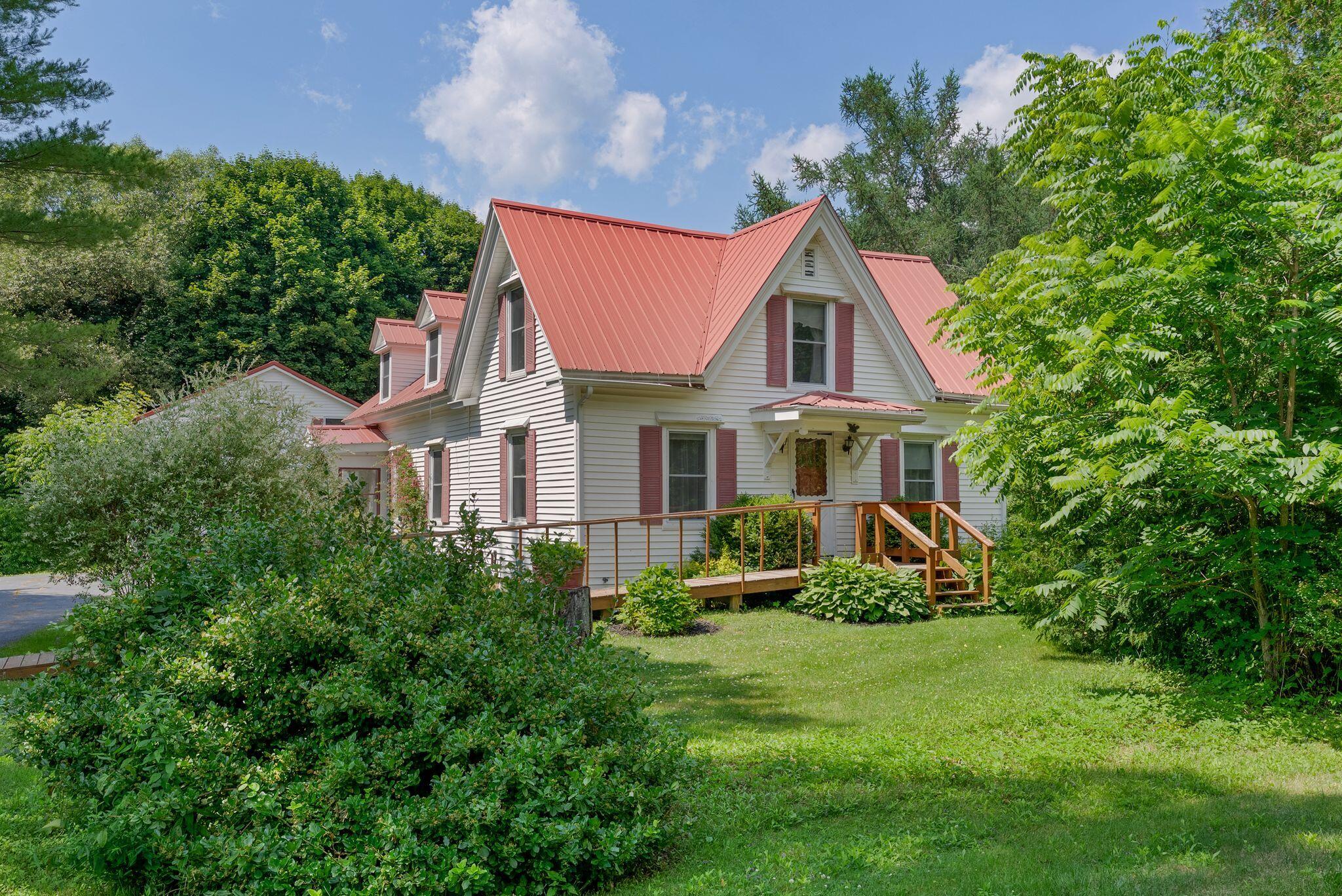 13 Smithtown Road Property Photo 3