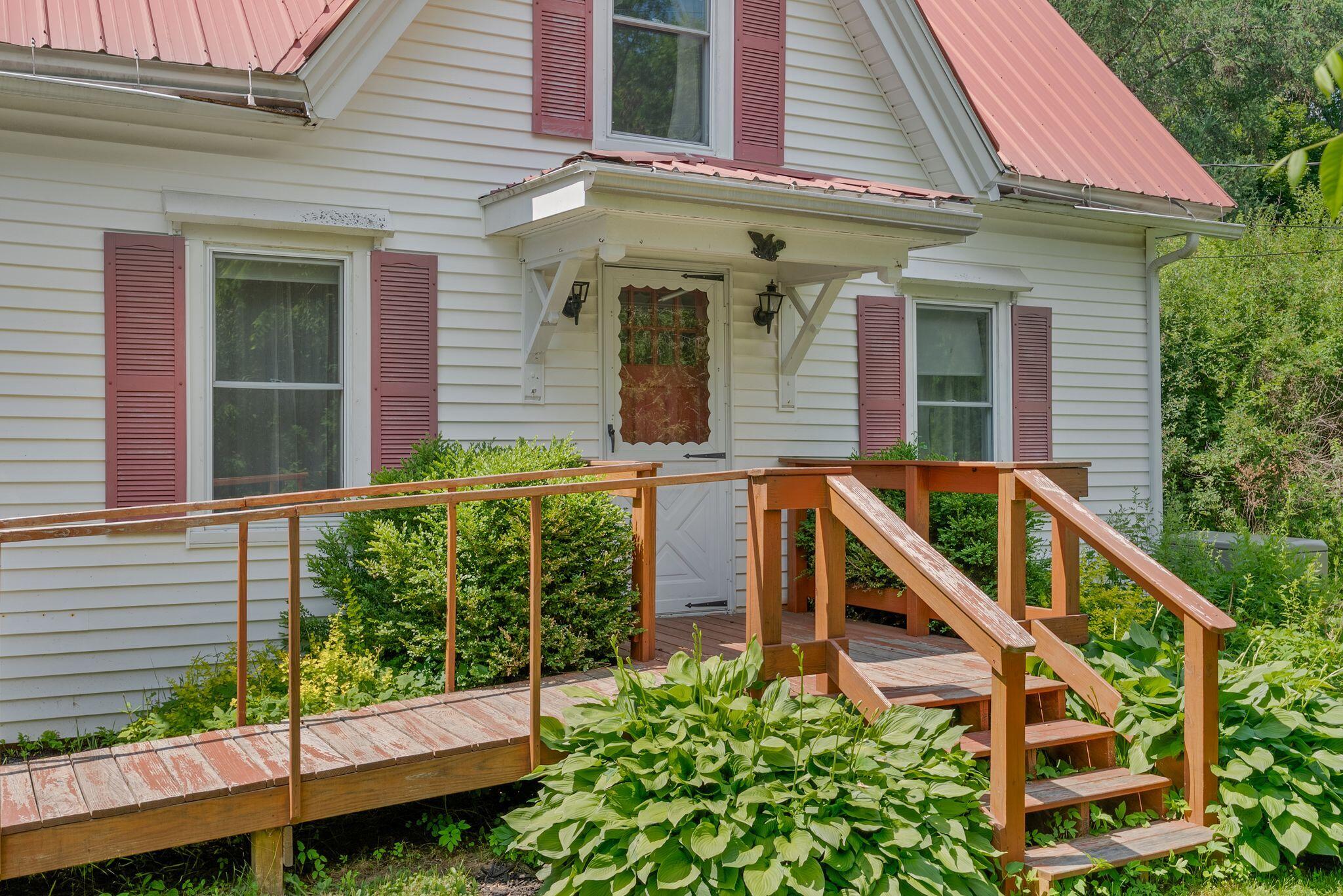 13 Smithtown Road Property Photo 6