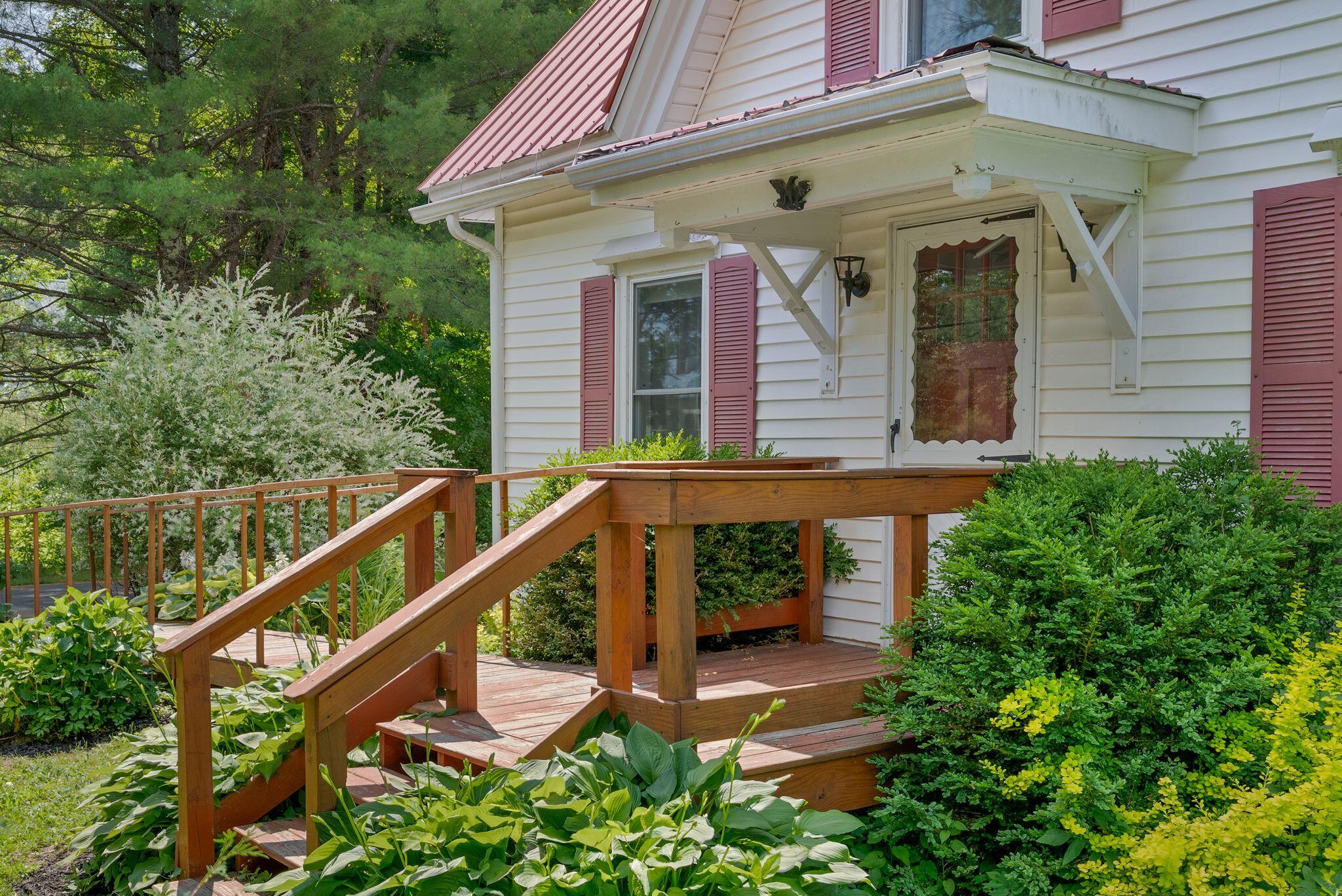 13 Smithtown Road Property Photo 7