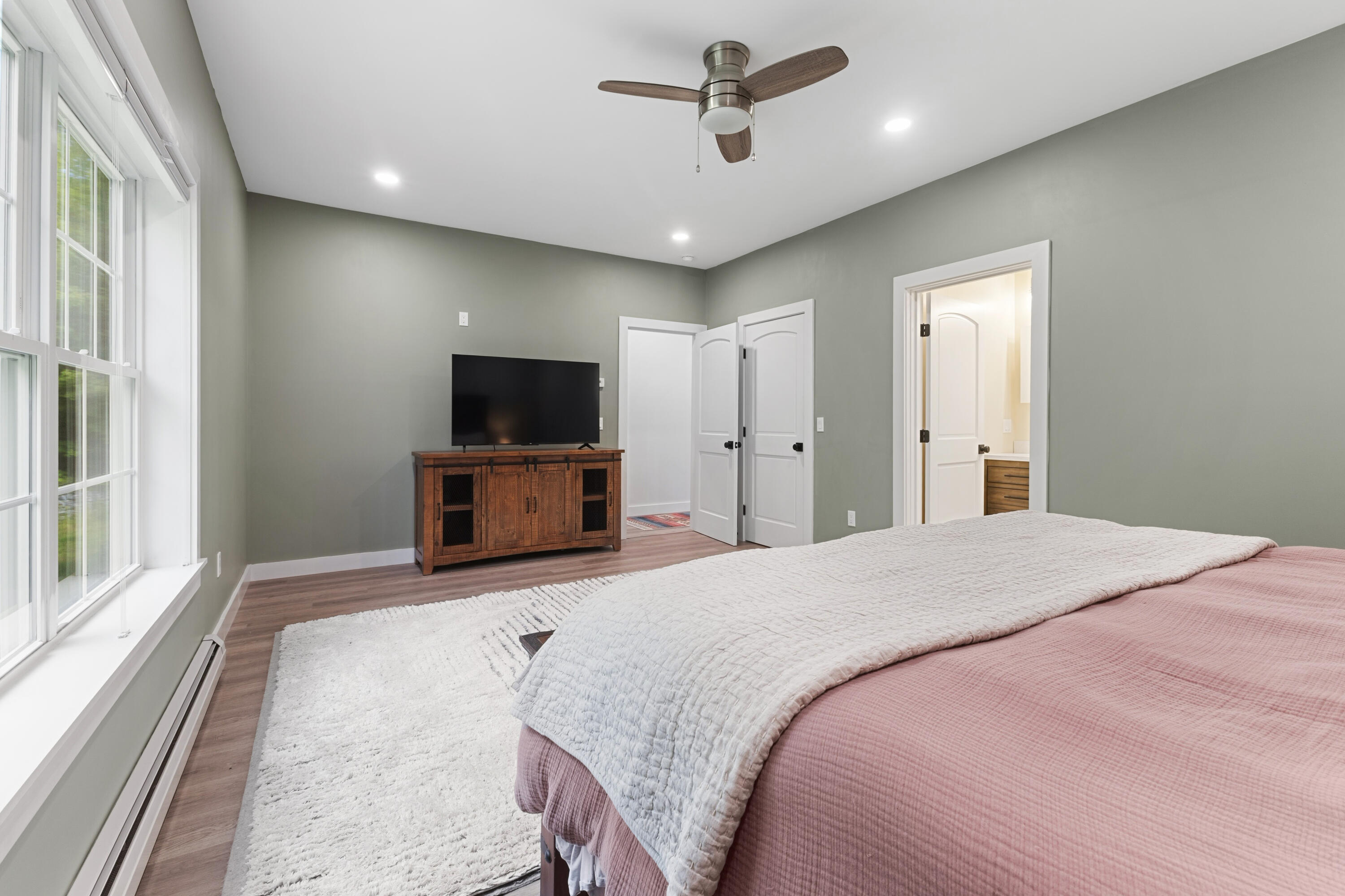 55 Alexis Road Property Photo 32