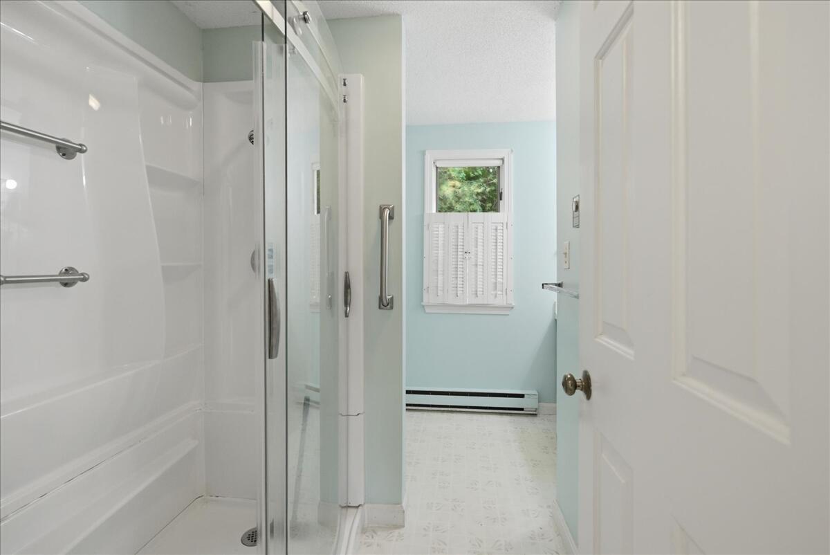6 Colonial Way 6 Property Photo 22