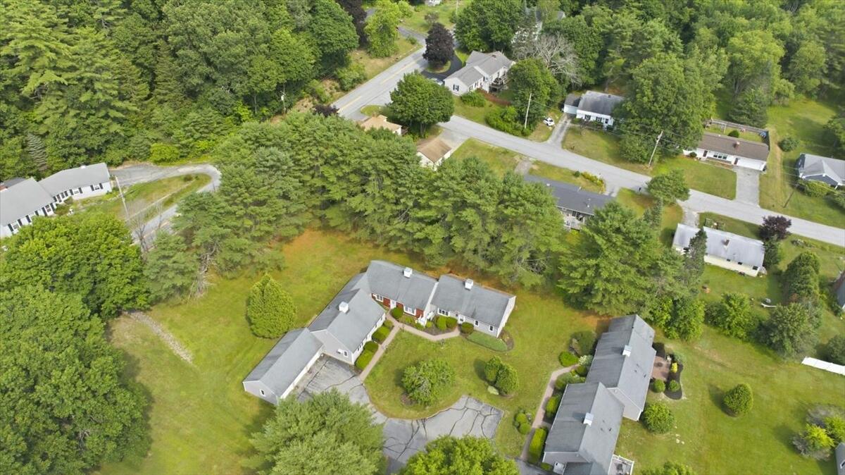 6 Colonial Way 6 Property Photo 44