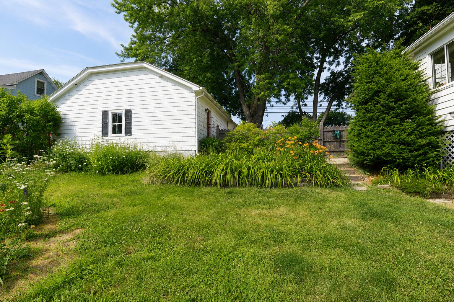 85 Dumont Avenue Property Photo 29