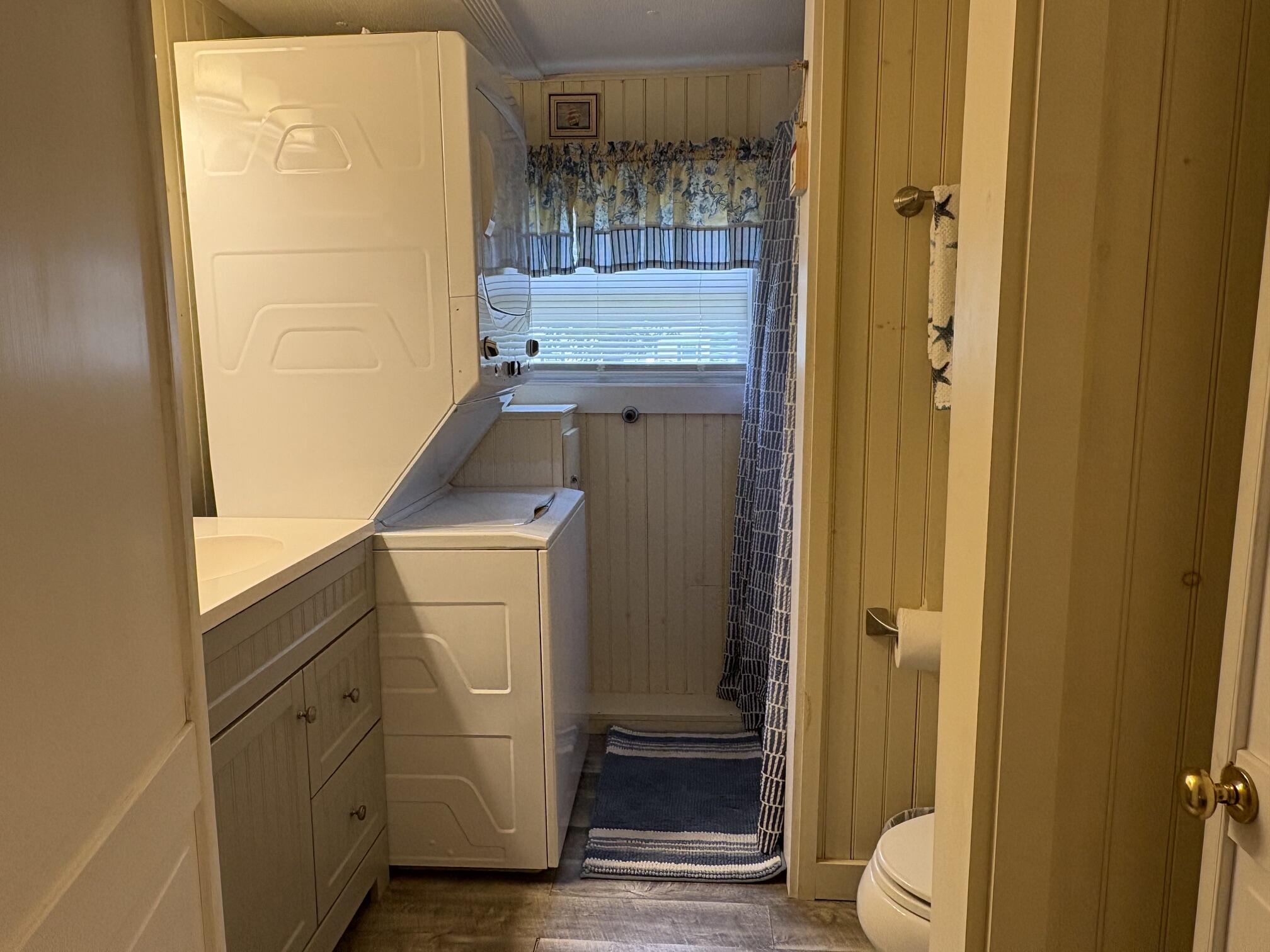 332 West Street Property Photo 14
