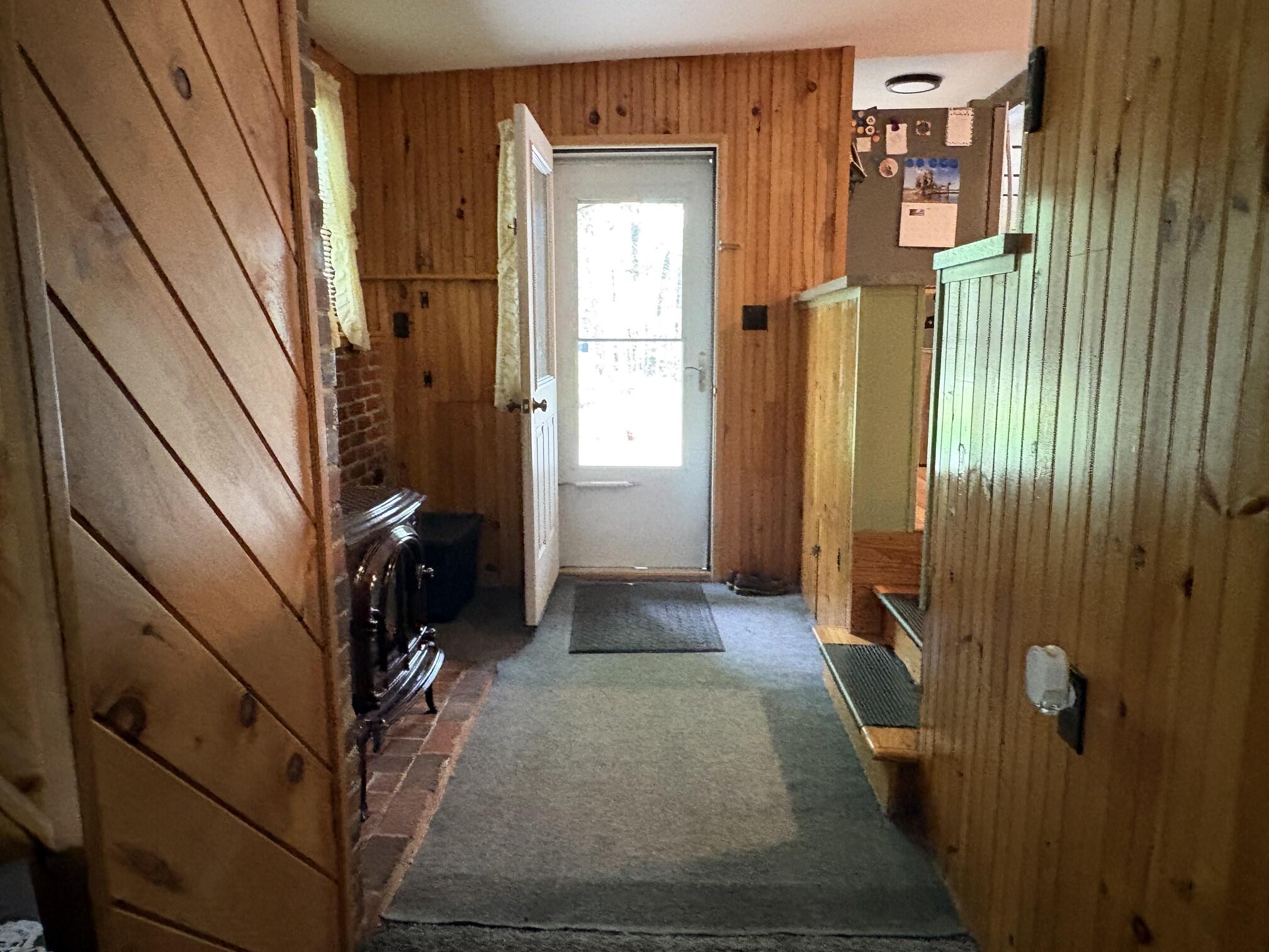 332 West Street Property Photo 15