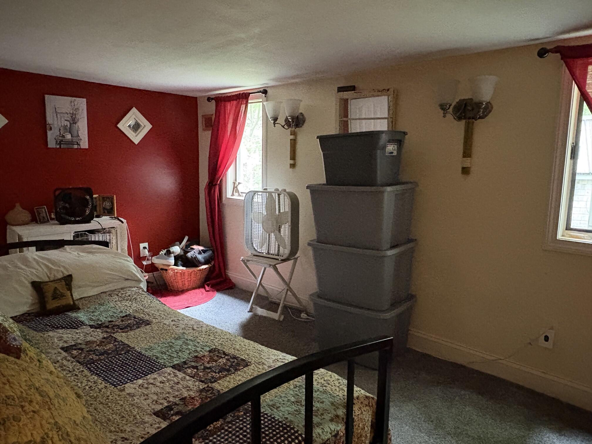 332 West Street Property Photo 27