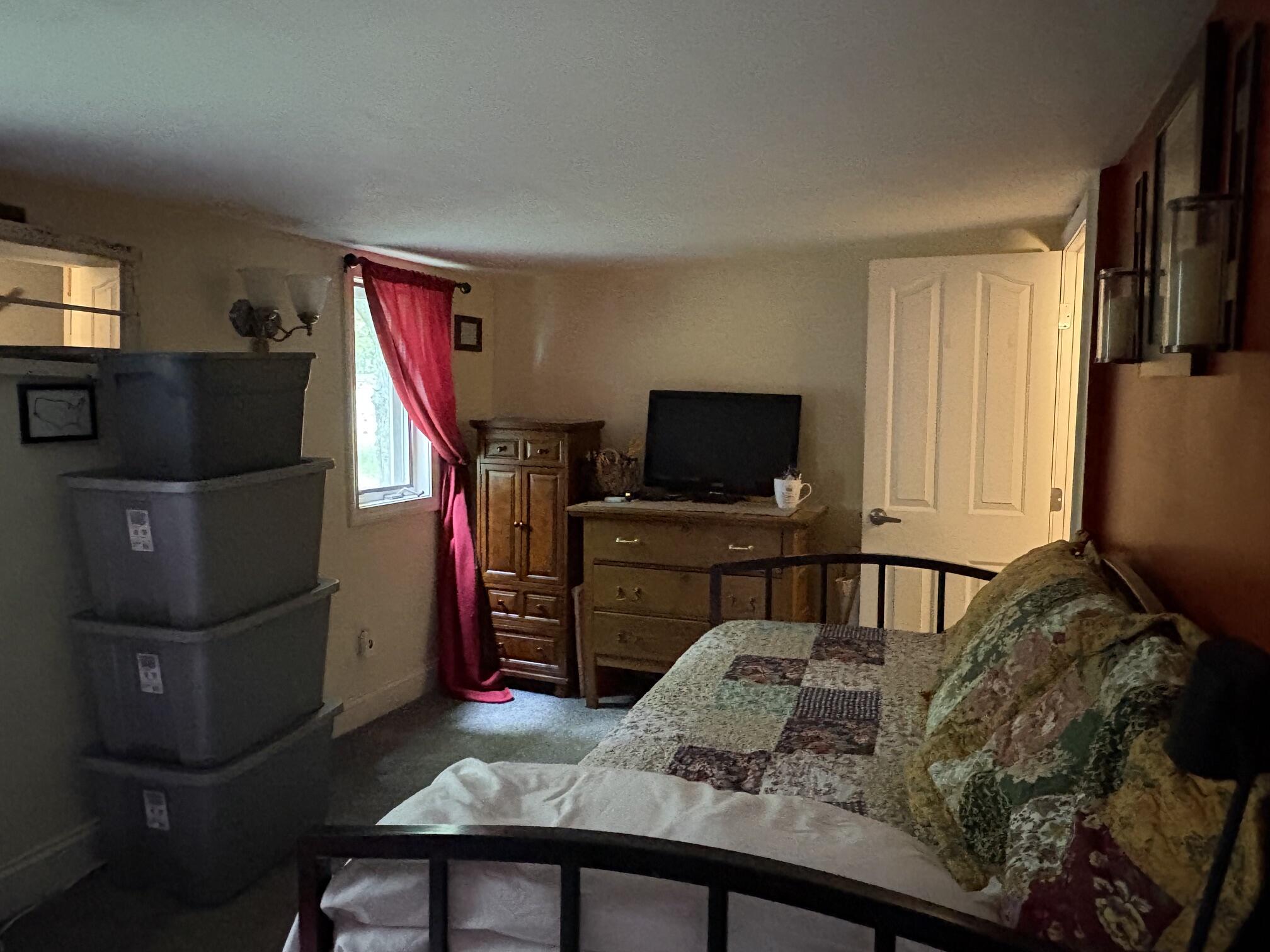 332 West Street Property Photo 29