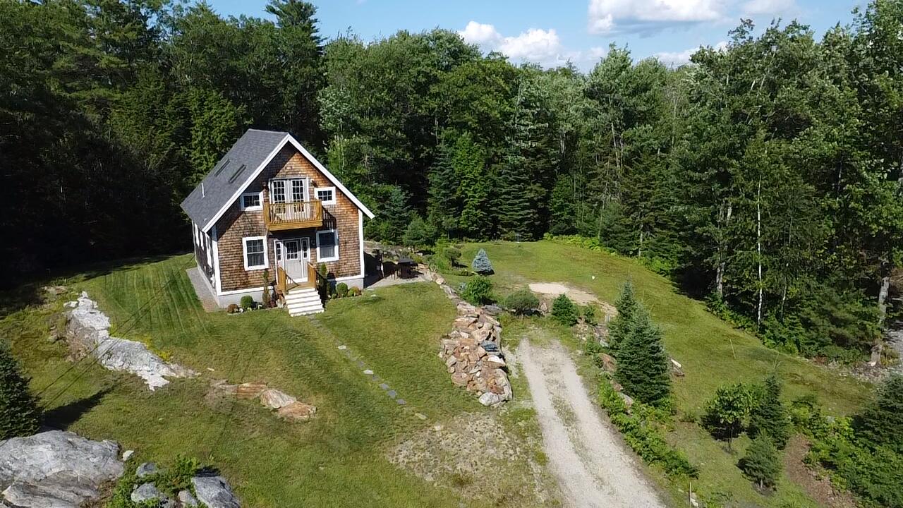 52 Greystone Lane Property Photo 2