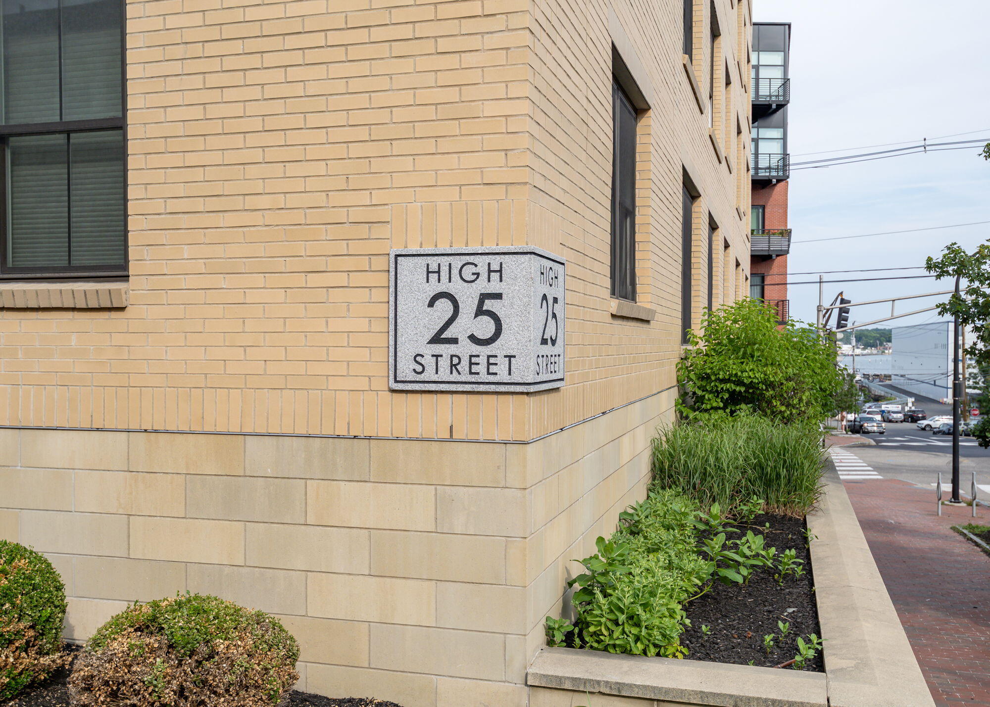 25 High Street 410 Property Photo 39