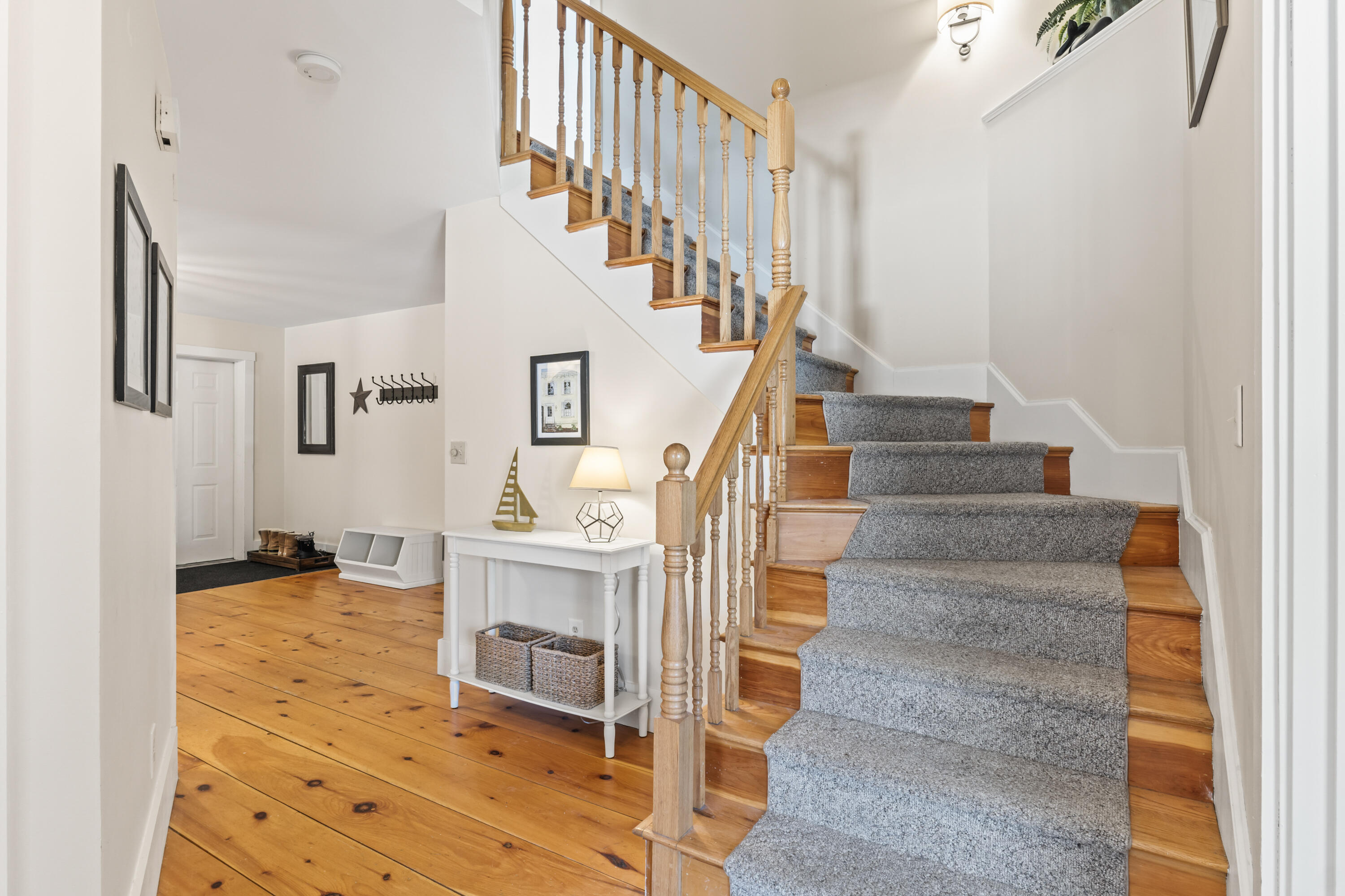 48 Pond Road Property Photo 10