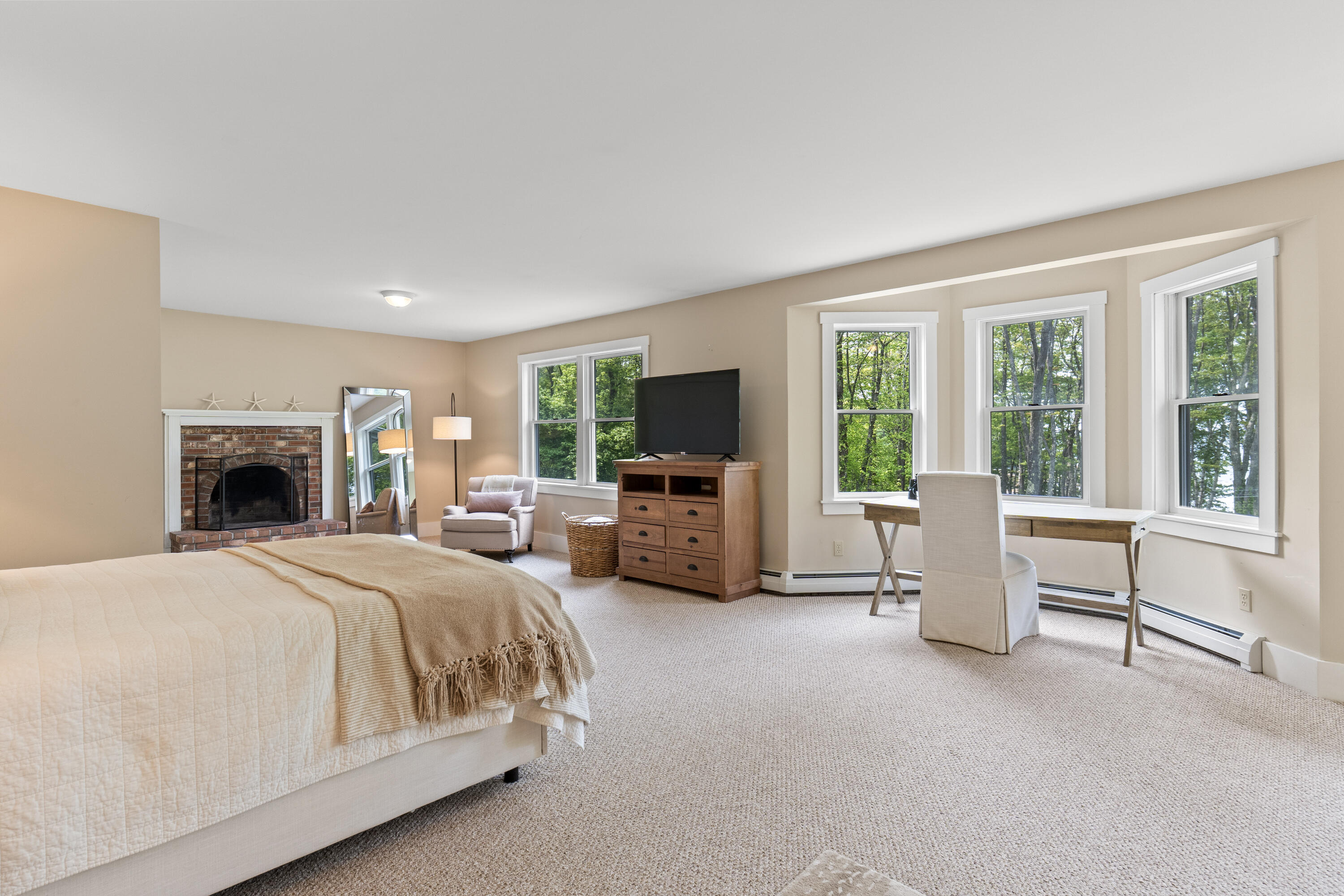 48 Pond Road Property Photo 12