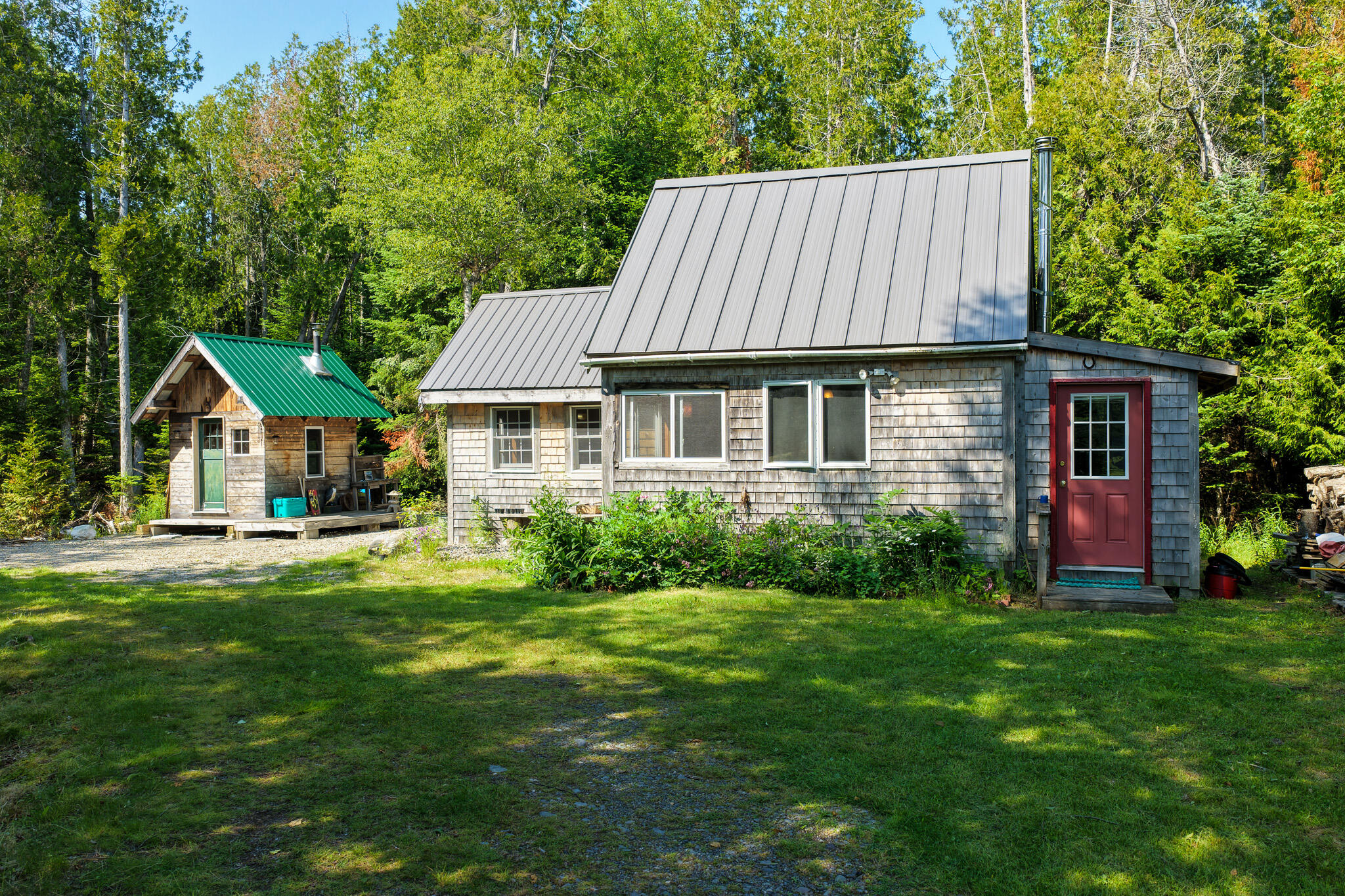 1125 Boot Cove Road Property Photo 1
