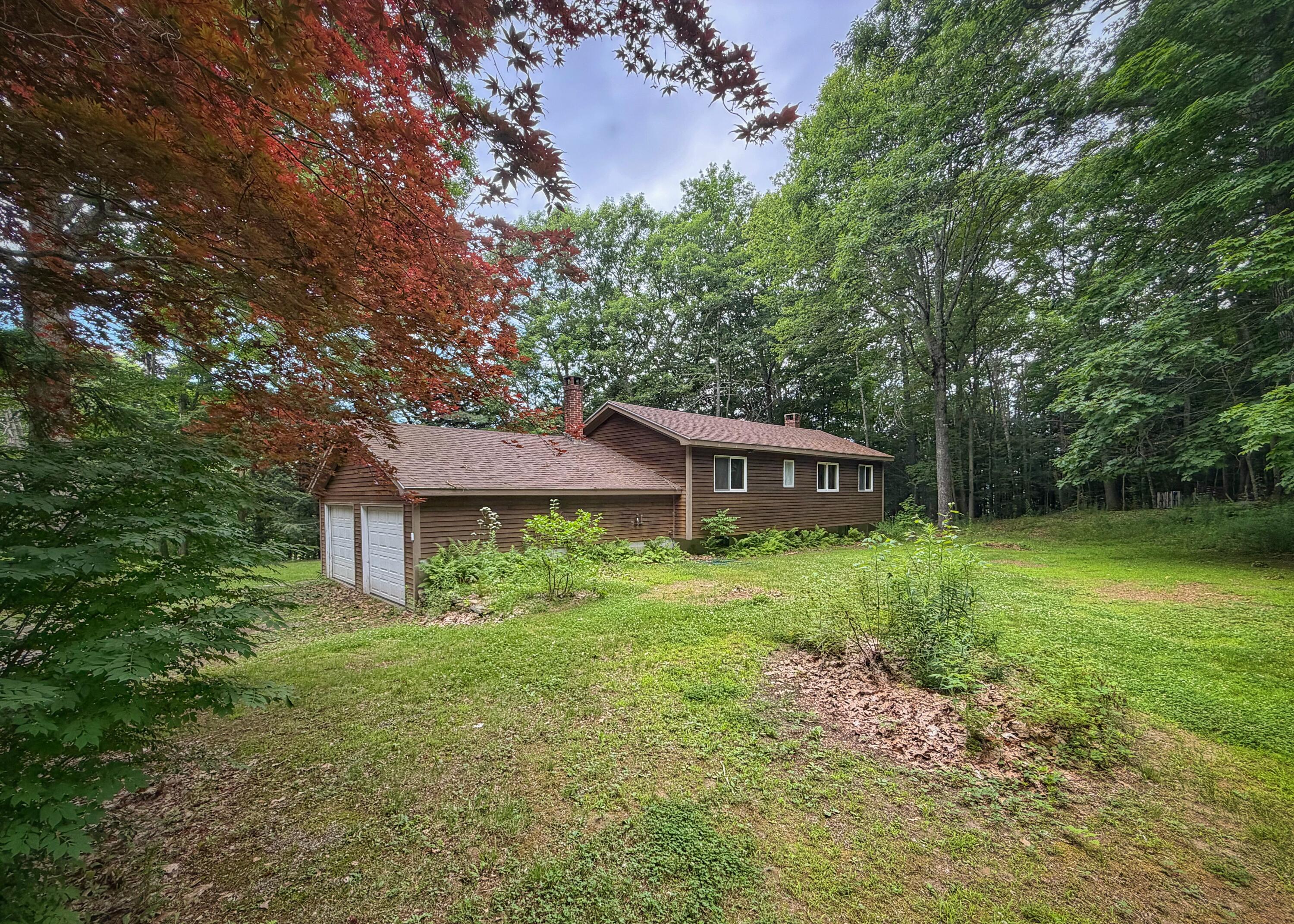 16 Hemlock Lane Property Photo 2