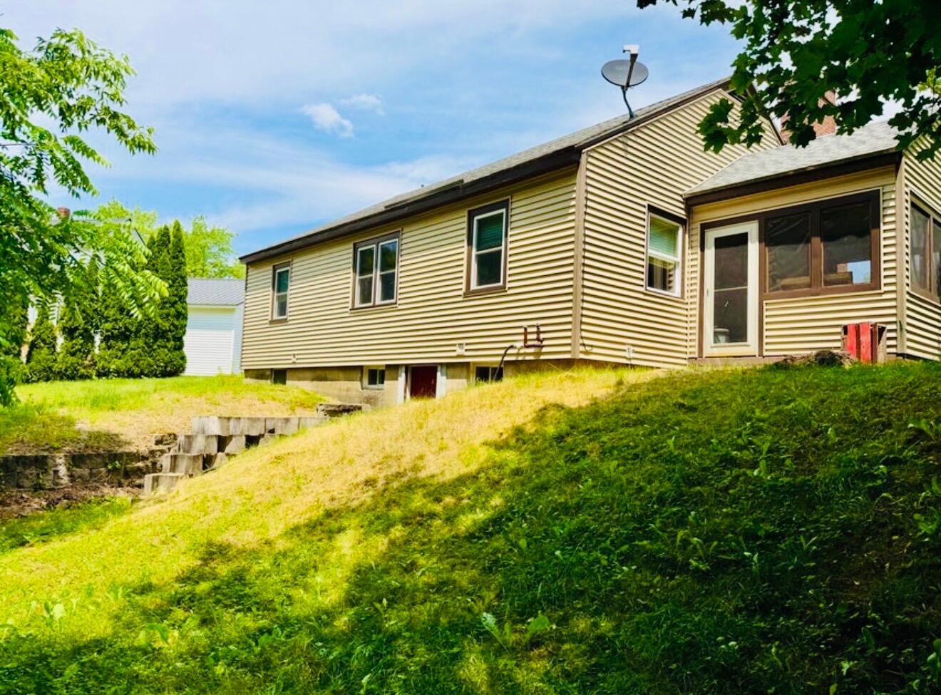 14 Howard Street Property Photo 5