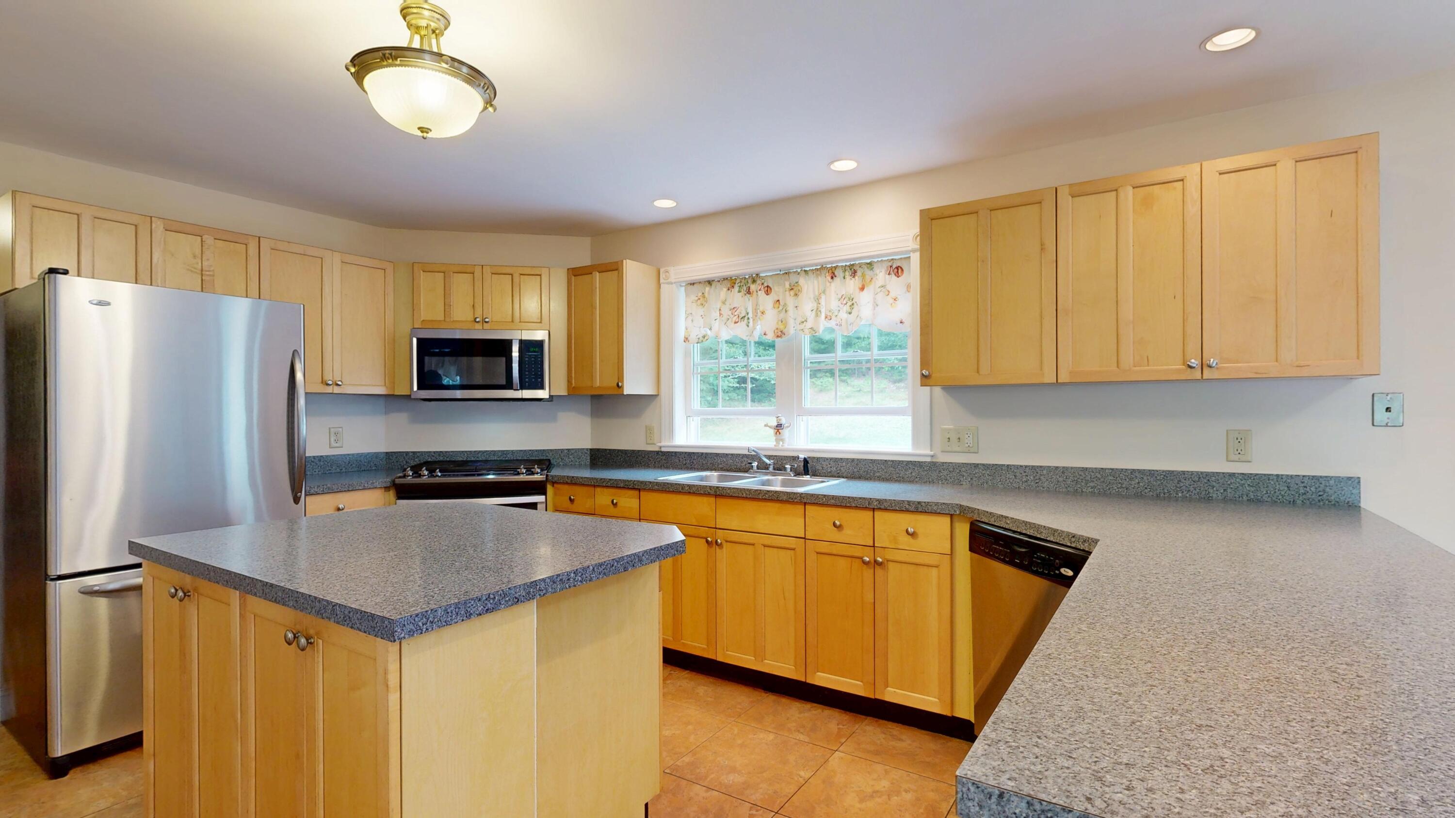 95 Snow Road Property Photo 5