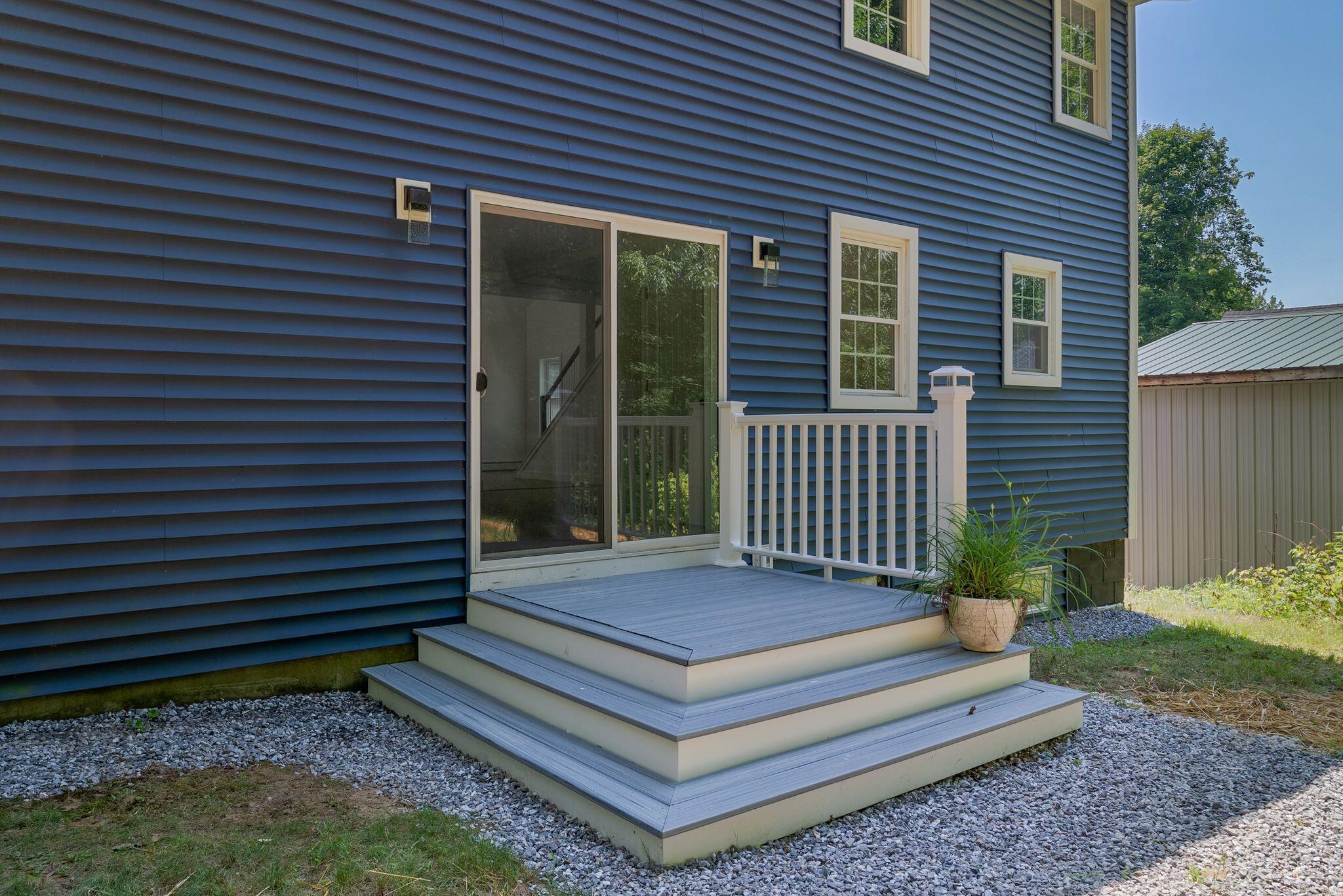 28 Douglas Street Property Photo 11