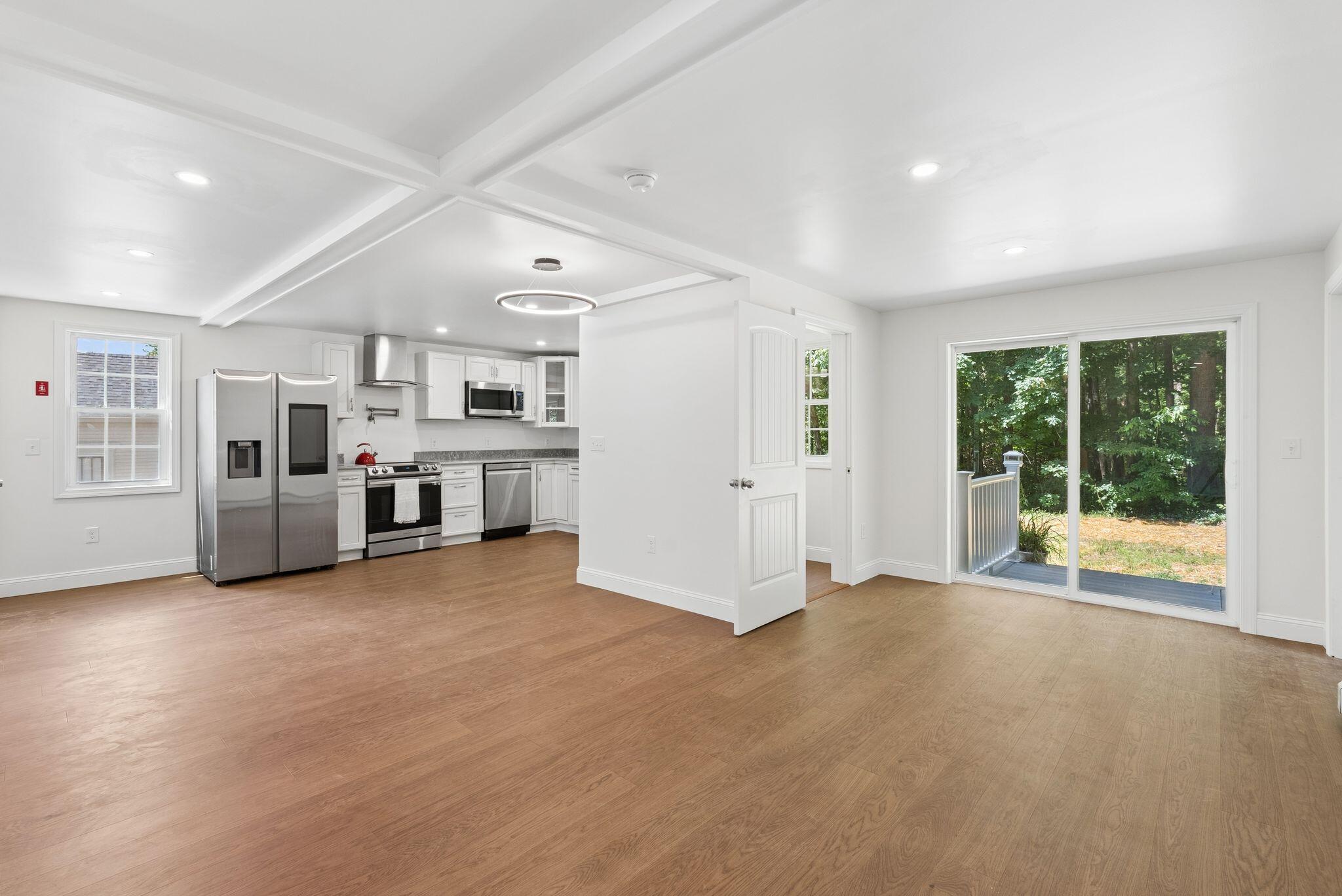 28 Douglas Street Property Photo 14