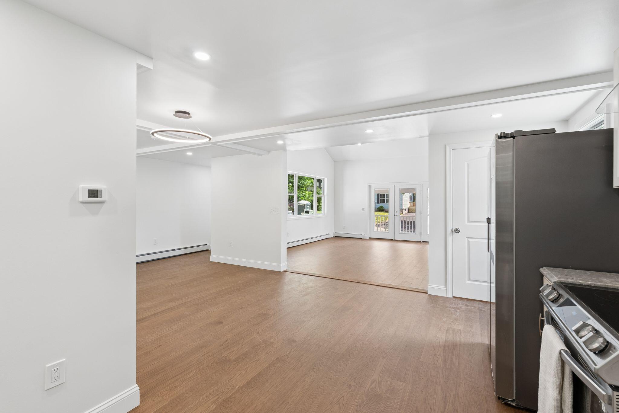 28 Douglas Street Property Photo 25