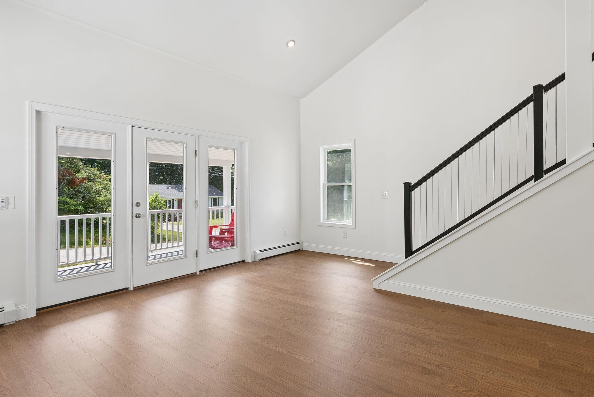 28 Douglas Street Property Photo 33