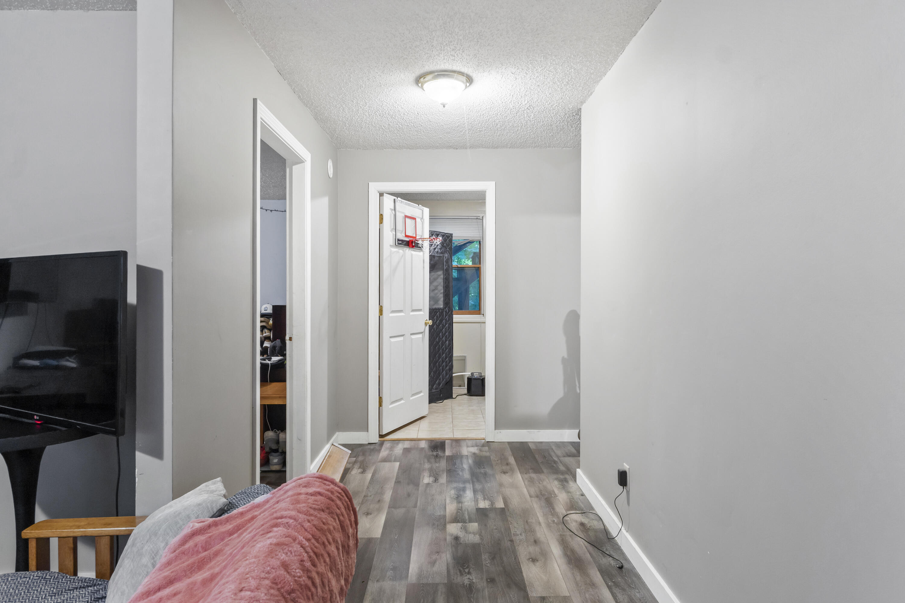 22 Spring Street Property Photo 17