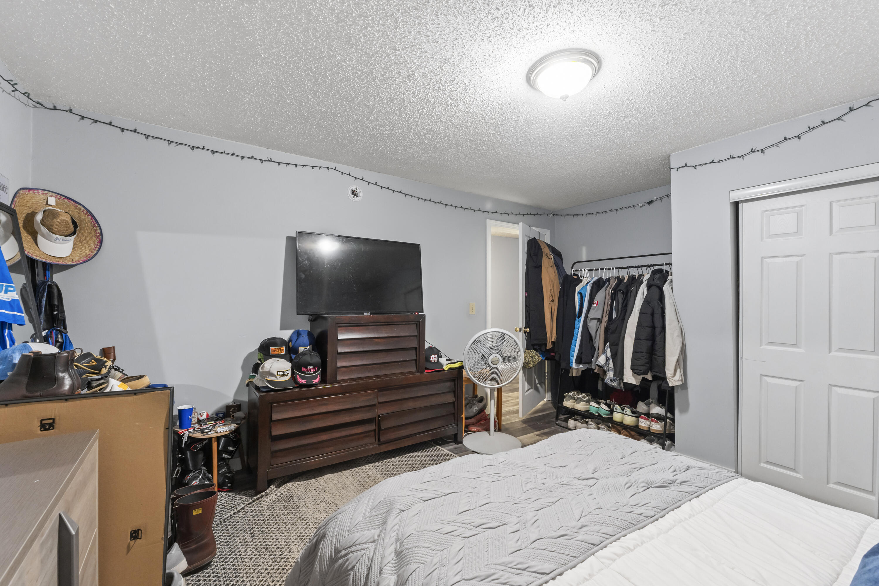 22 Spring Street Property Photo 19